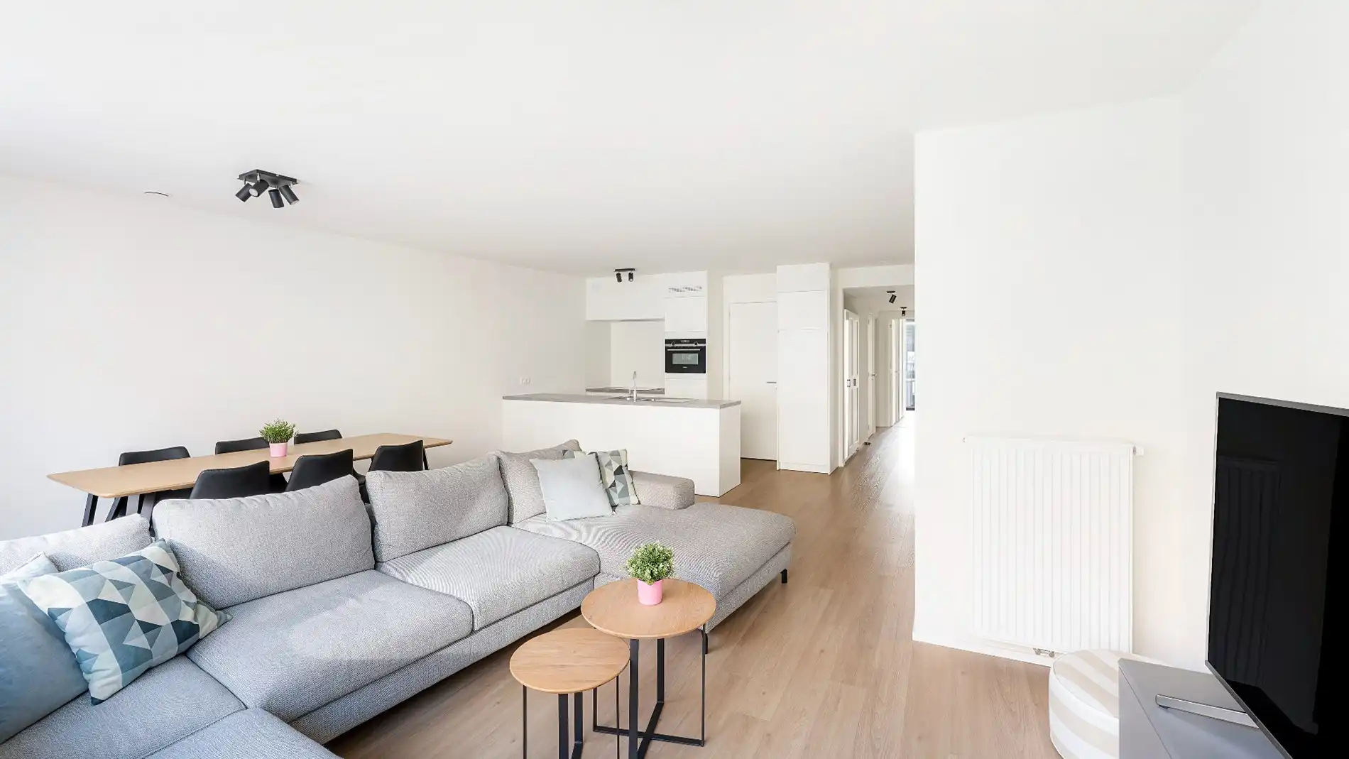 Modern wonen op een steenworp van de Zeedijk foto {{pictureIndex}}