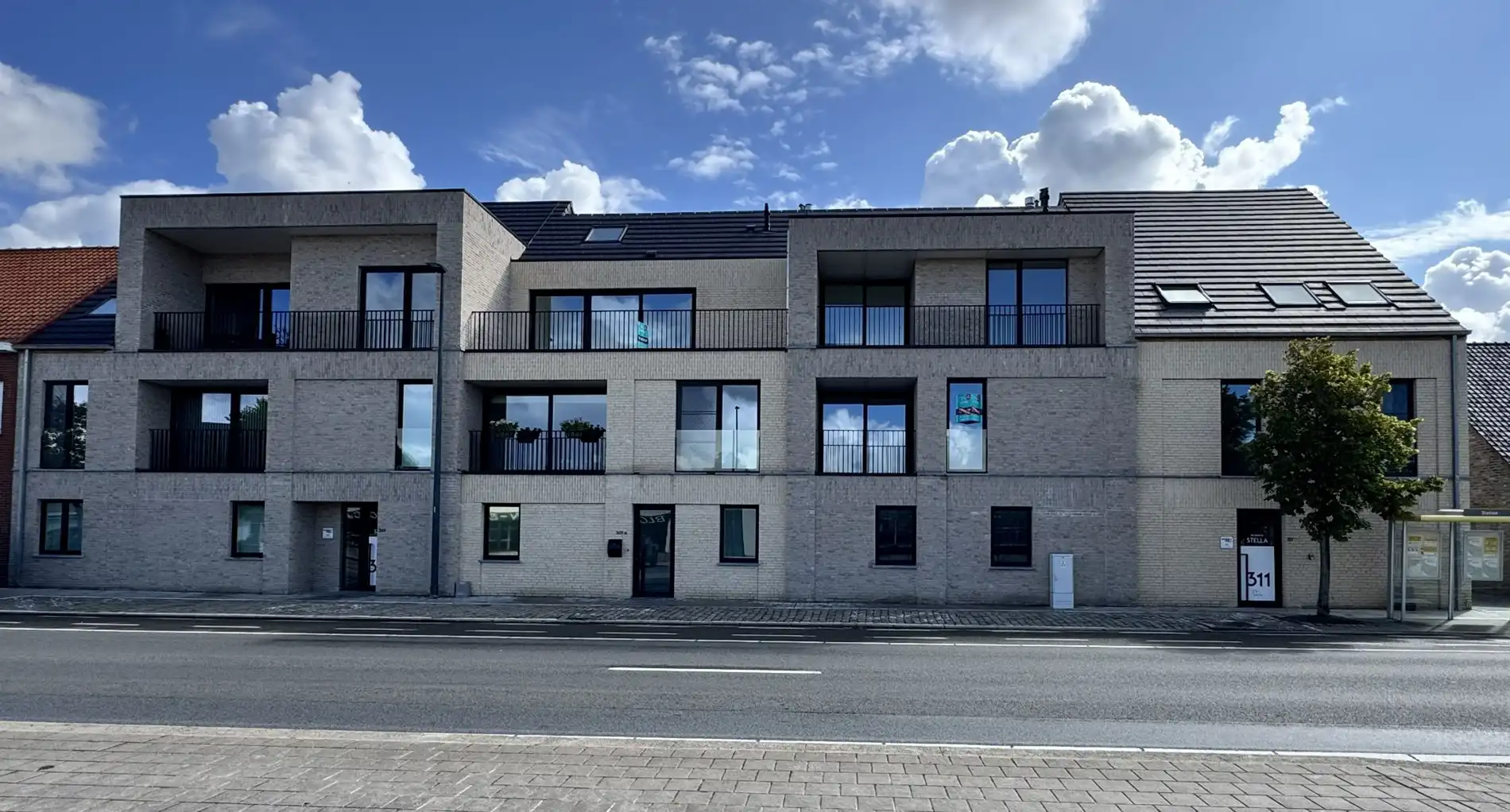 Instapklaar appartement met 3 slaapkamers en 2 badkamers te Woumen foto 2