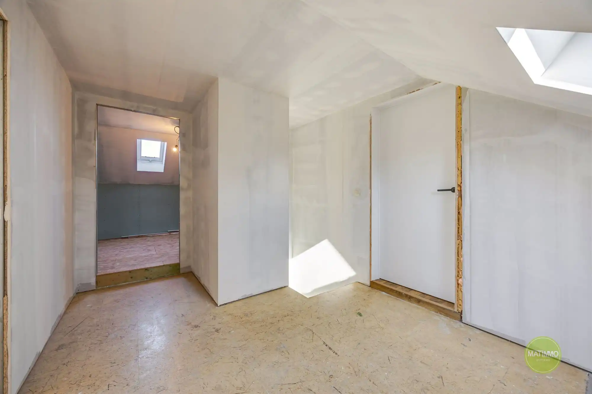 Vrijstaande woning met 4 slaapkamers te Mol  foto 19
