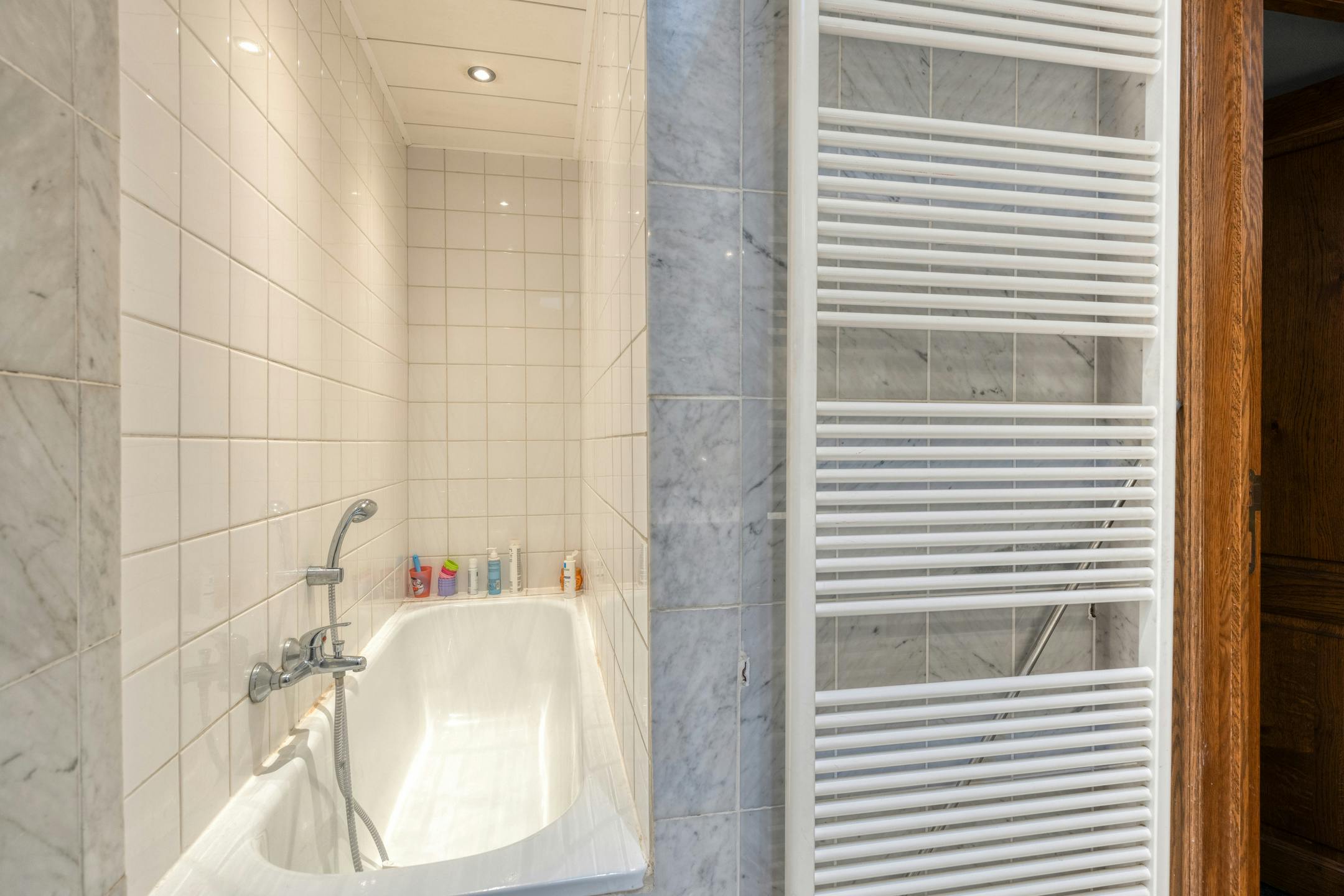 Woning met veel potentieel te koop in centrum Knokke foto 14