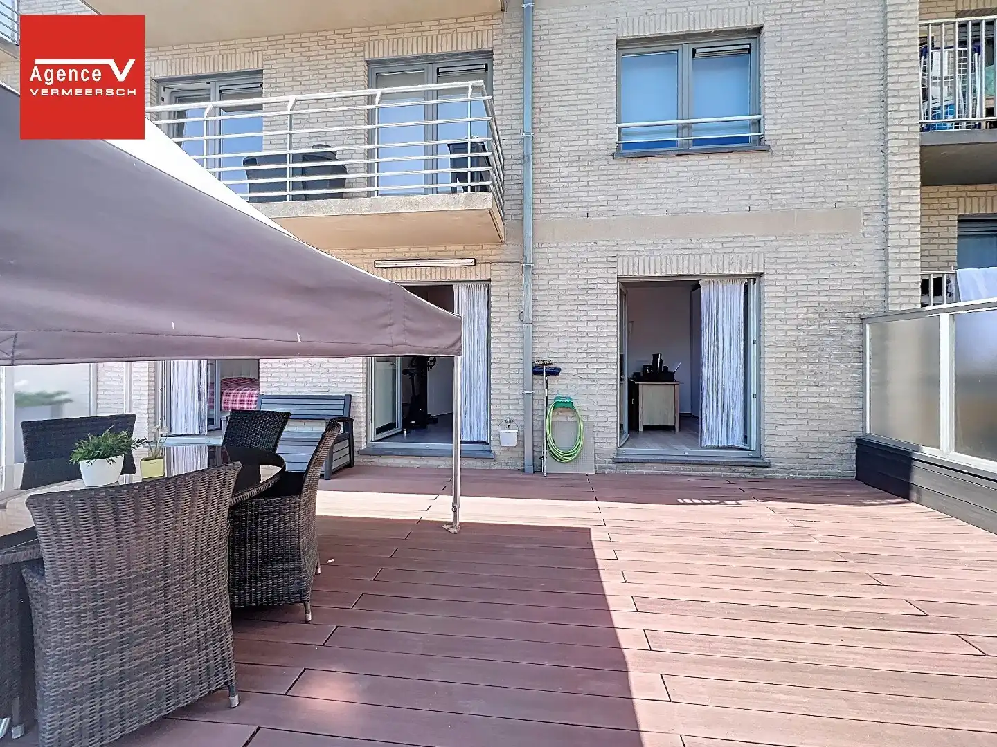 Prachtig  3-slkr appartement met ongezien terras(53m²) nabij Leopoldpark.  foto 2