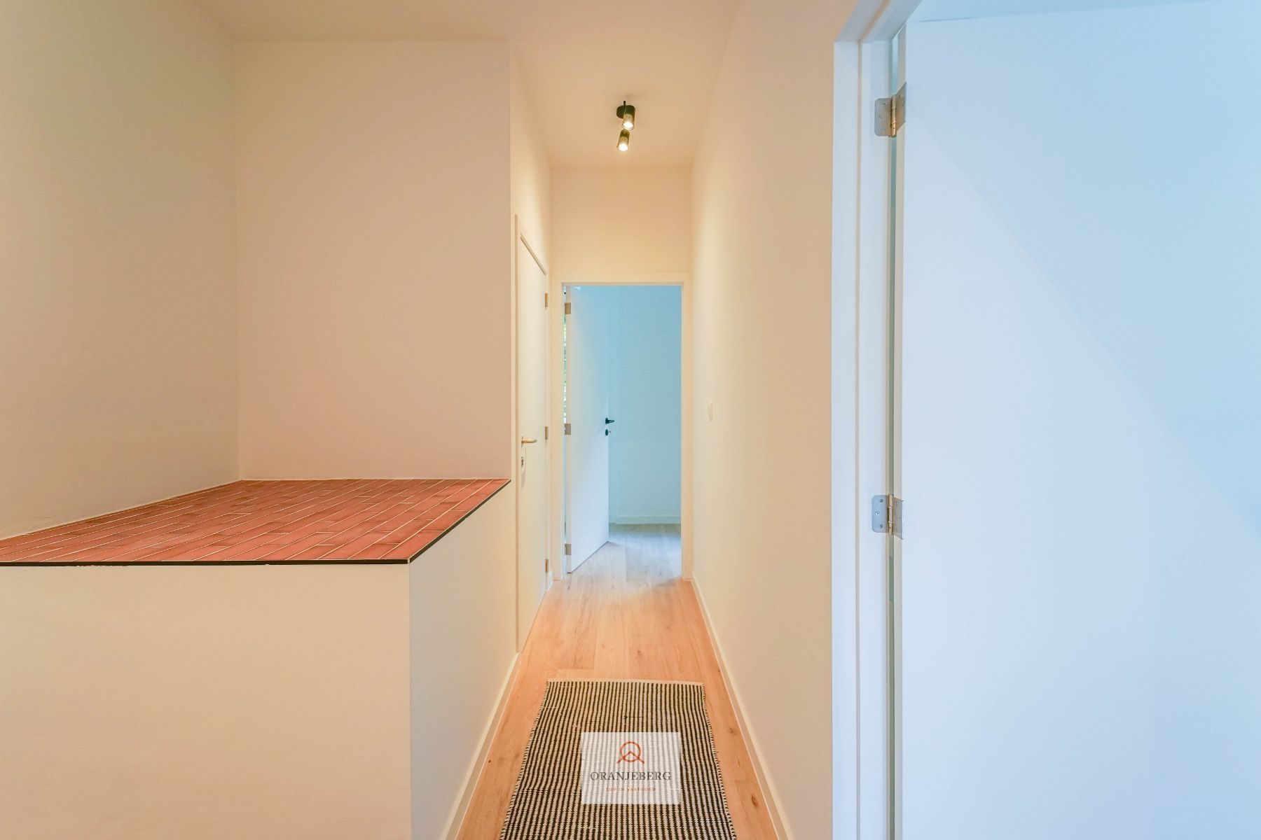 Gerenoveerd penthouse met zonnig terras in Gent foto 13