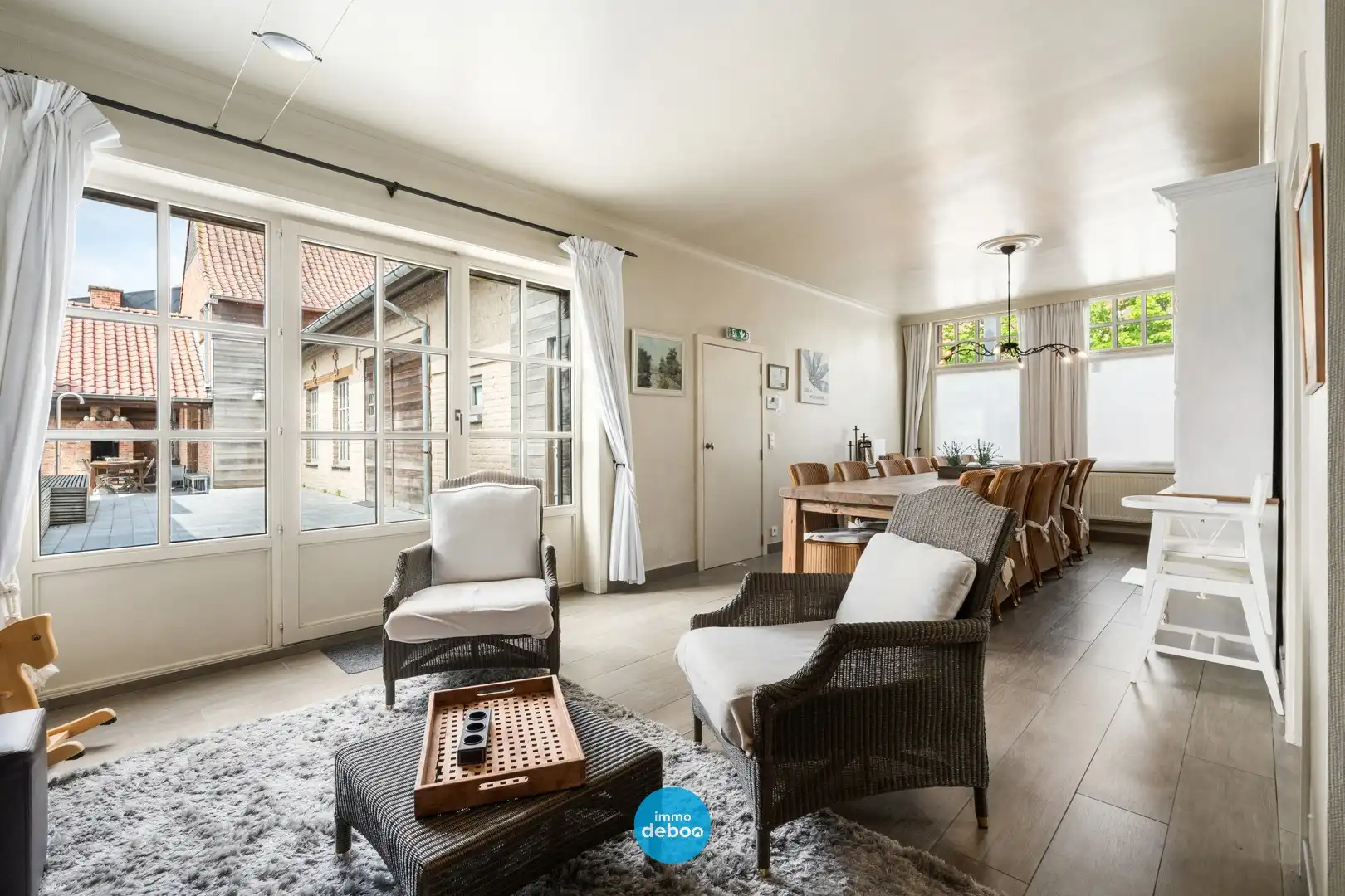 Uitzonderlijk ruime polyvalente woning met zuidgerichte tuin foto 2