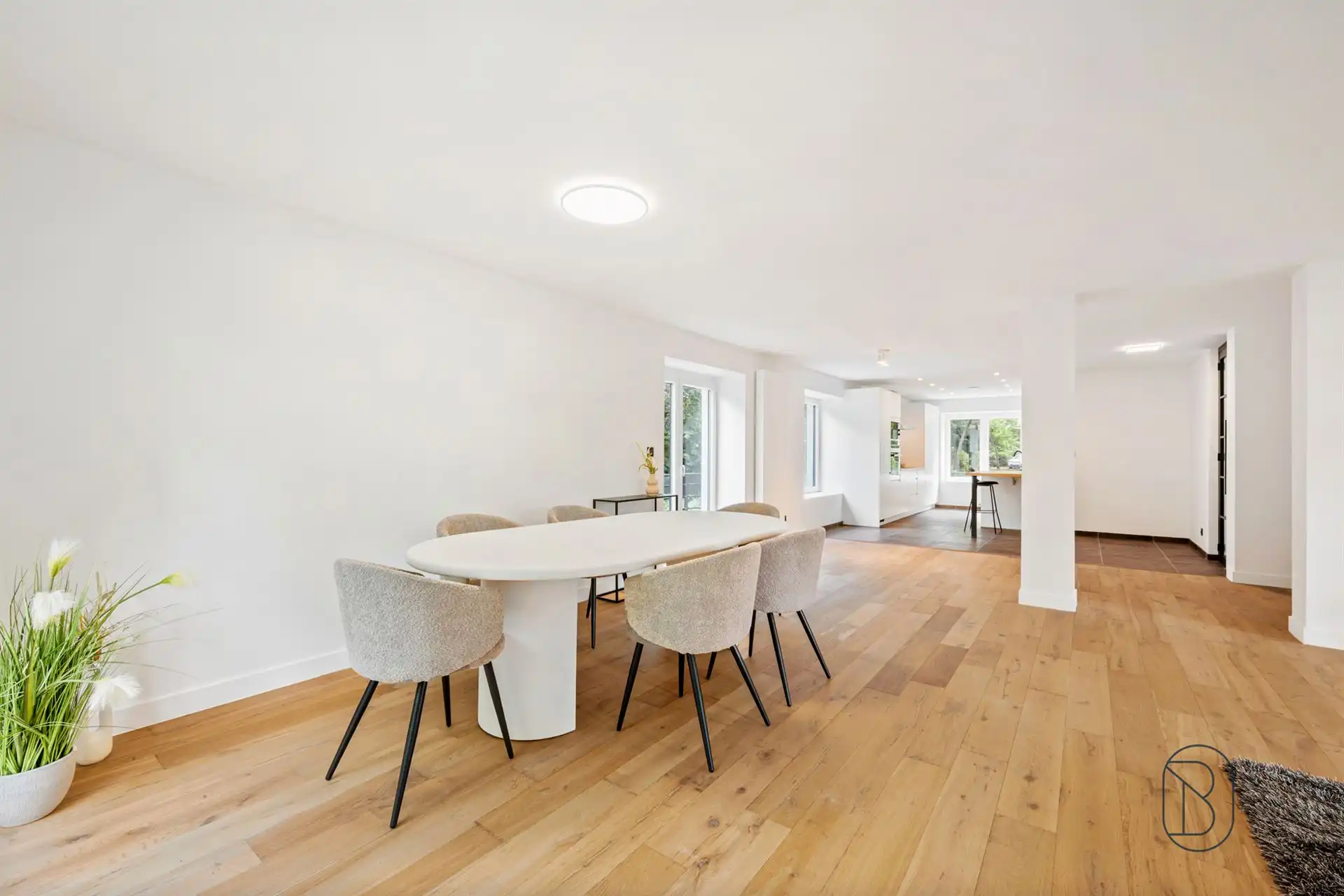 Mooi gerenoveerde topgelegen villa. foto 7