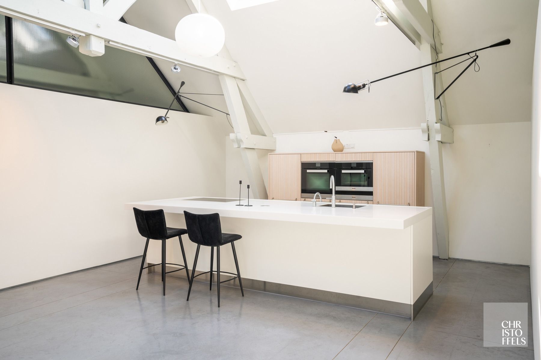 Industrieel erfgoed getransformeerd tot exclusieve loft met een woon/werkoppervlakte van 1.056m²!  foto 11