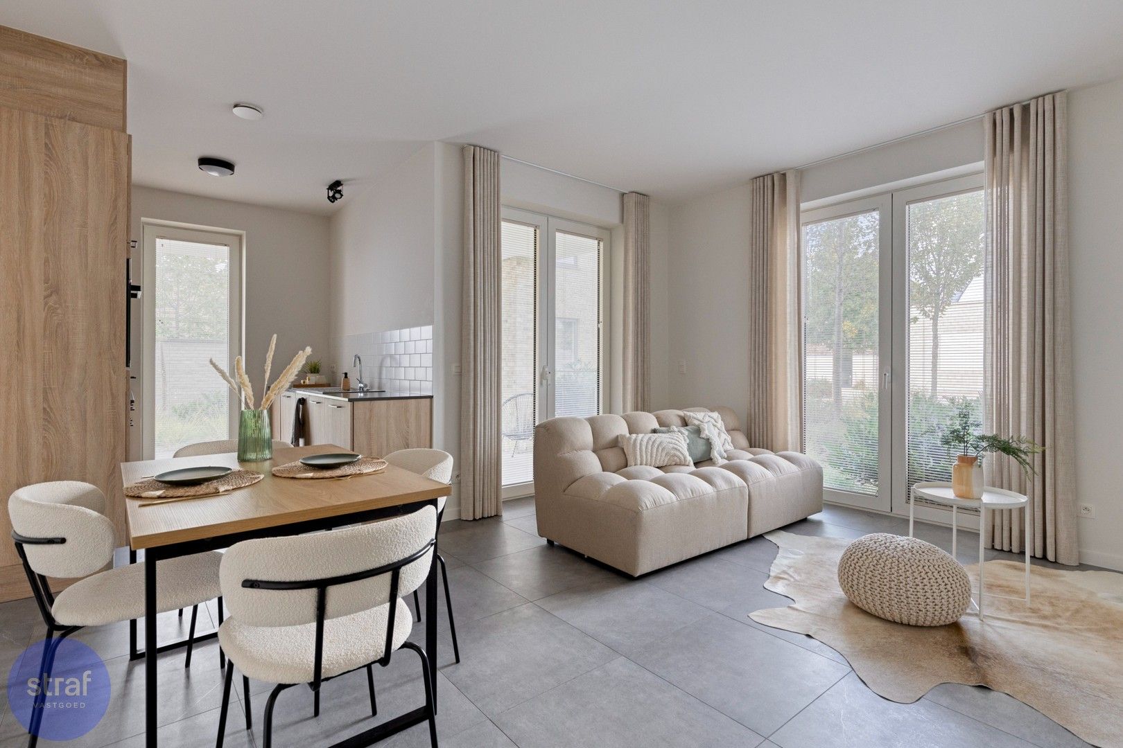 Nieuw en gezellig appartement met terras op toplocatie foto 3