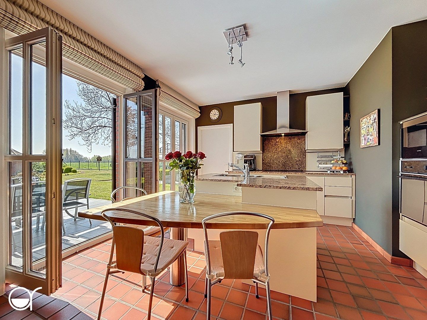  Unieke landelijke villa gelegen in Merendree op 14.260m² foto 9