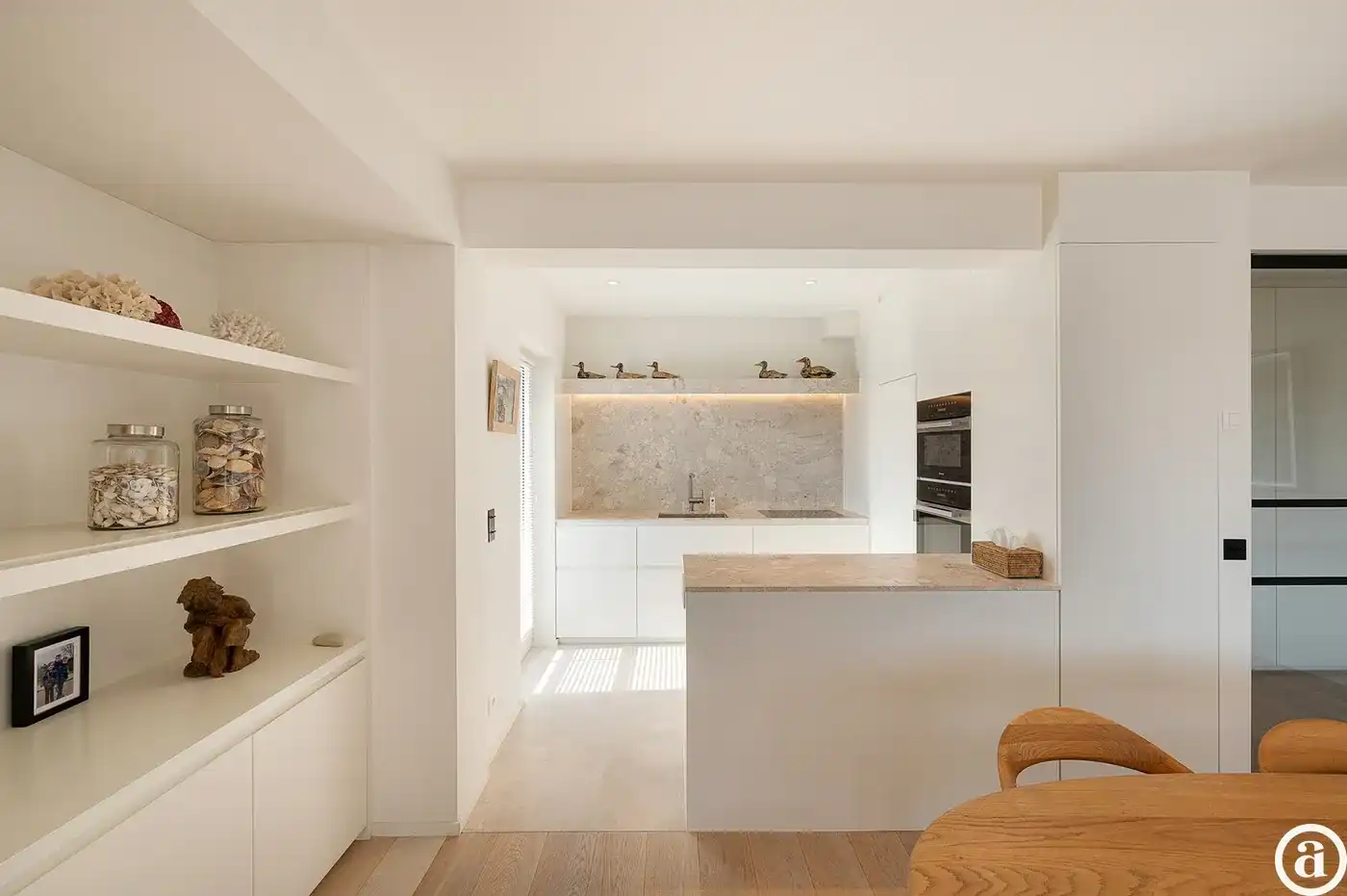 Stijlvol hoekappartement met open uitzicht nabij het Zoute. foto 13