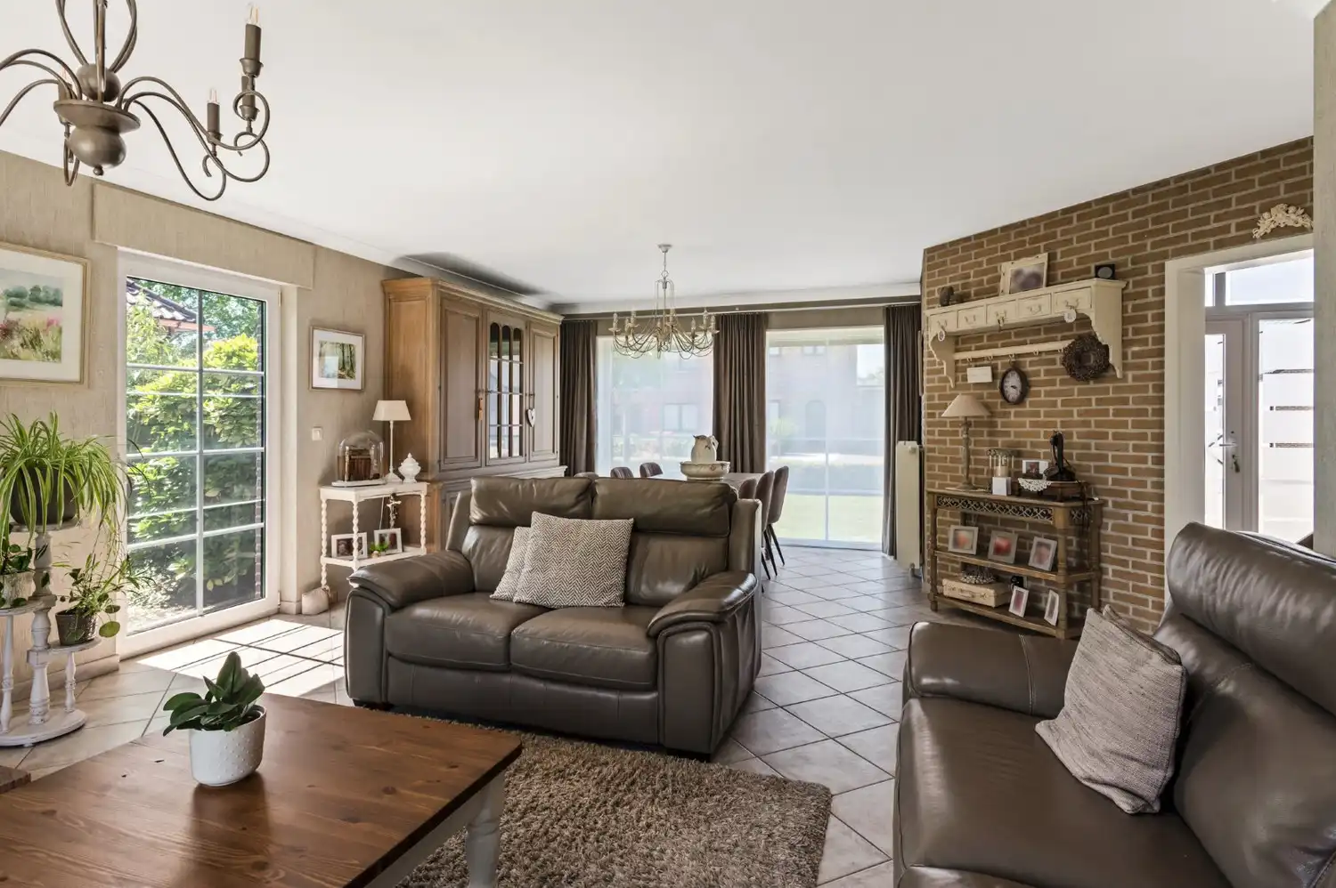 INSTAPKLARE EN ENERGIEZUINIGE WONING OP PERCEEL VAN 1.383 m²! foto 8