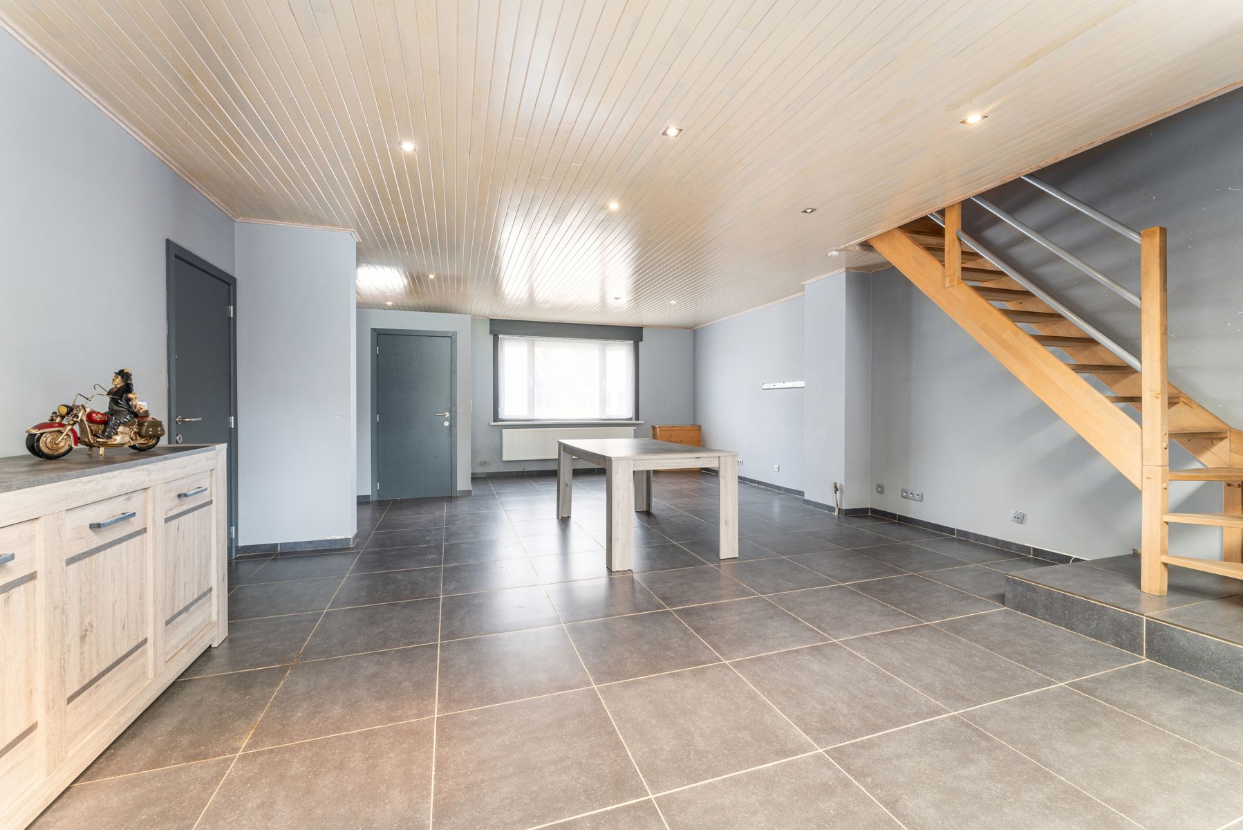 Centraal gelegen woning op 1373 m² met zuidgerichte tuin foto 6