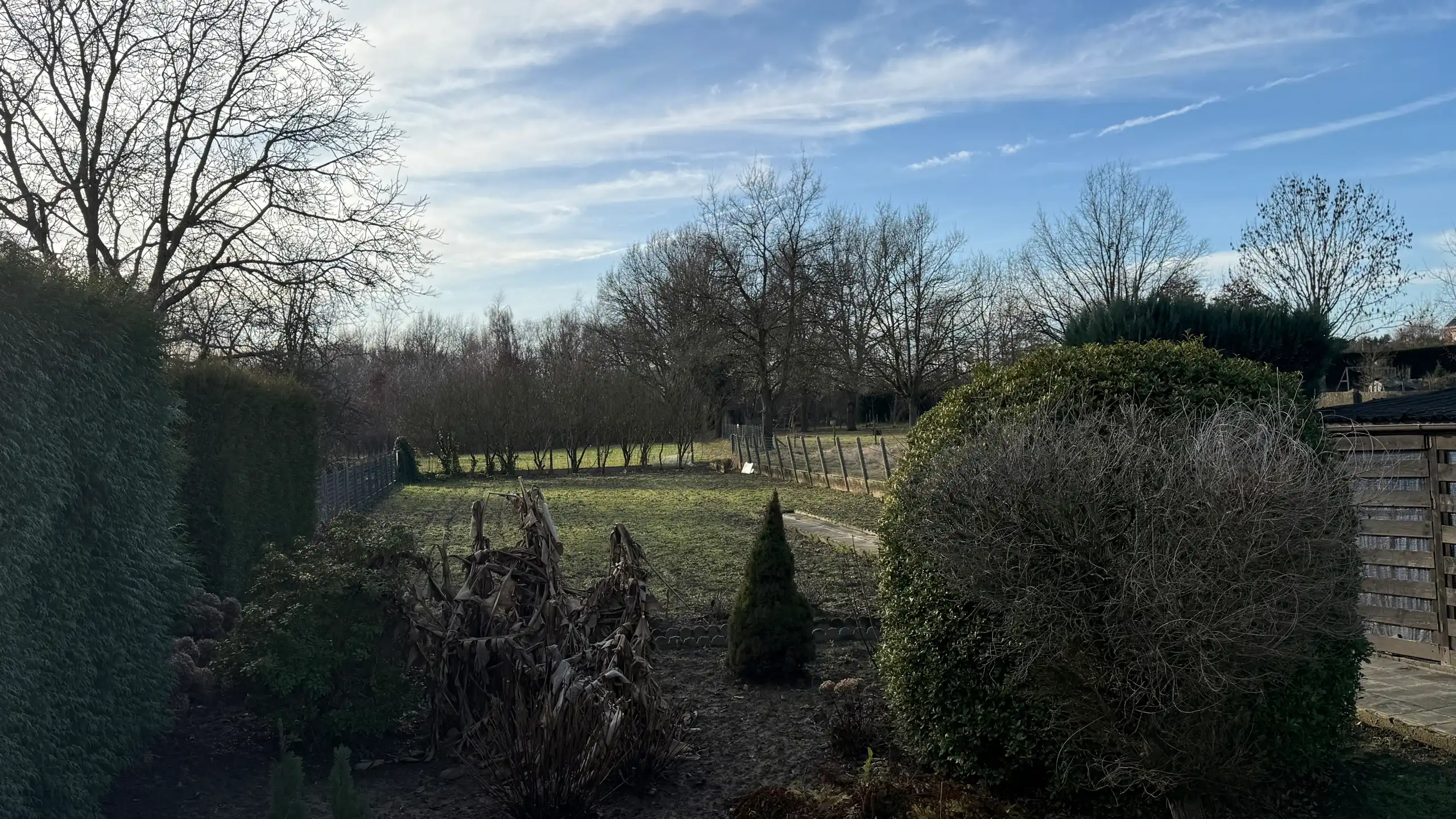 Goed gelegen woning op perceel van 9a70 foto 11