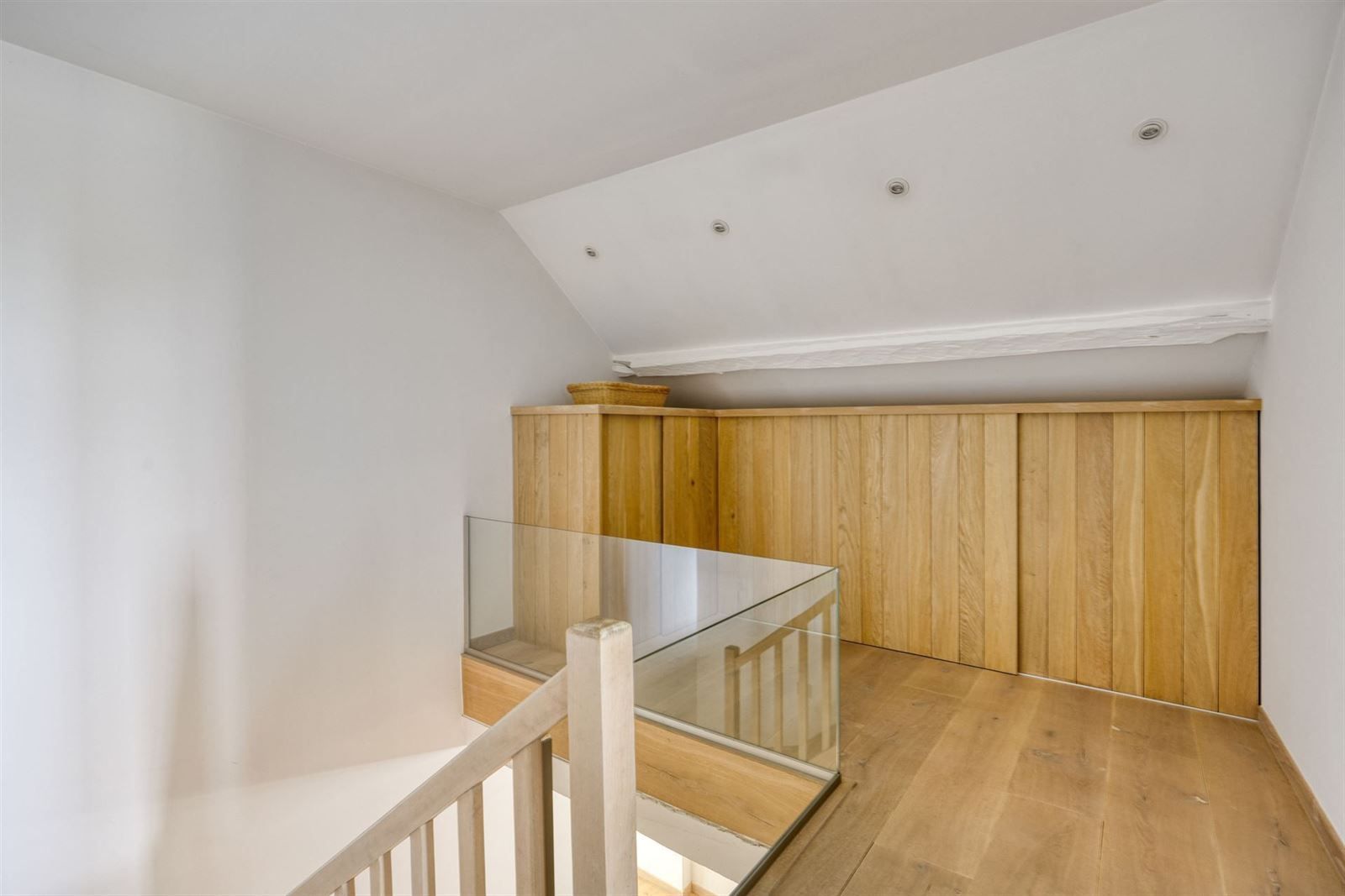 Rustig gelegen vierkantshoeve + weide (38a81ca) met 3 slaapkamers te Pajottegem foto 13