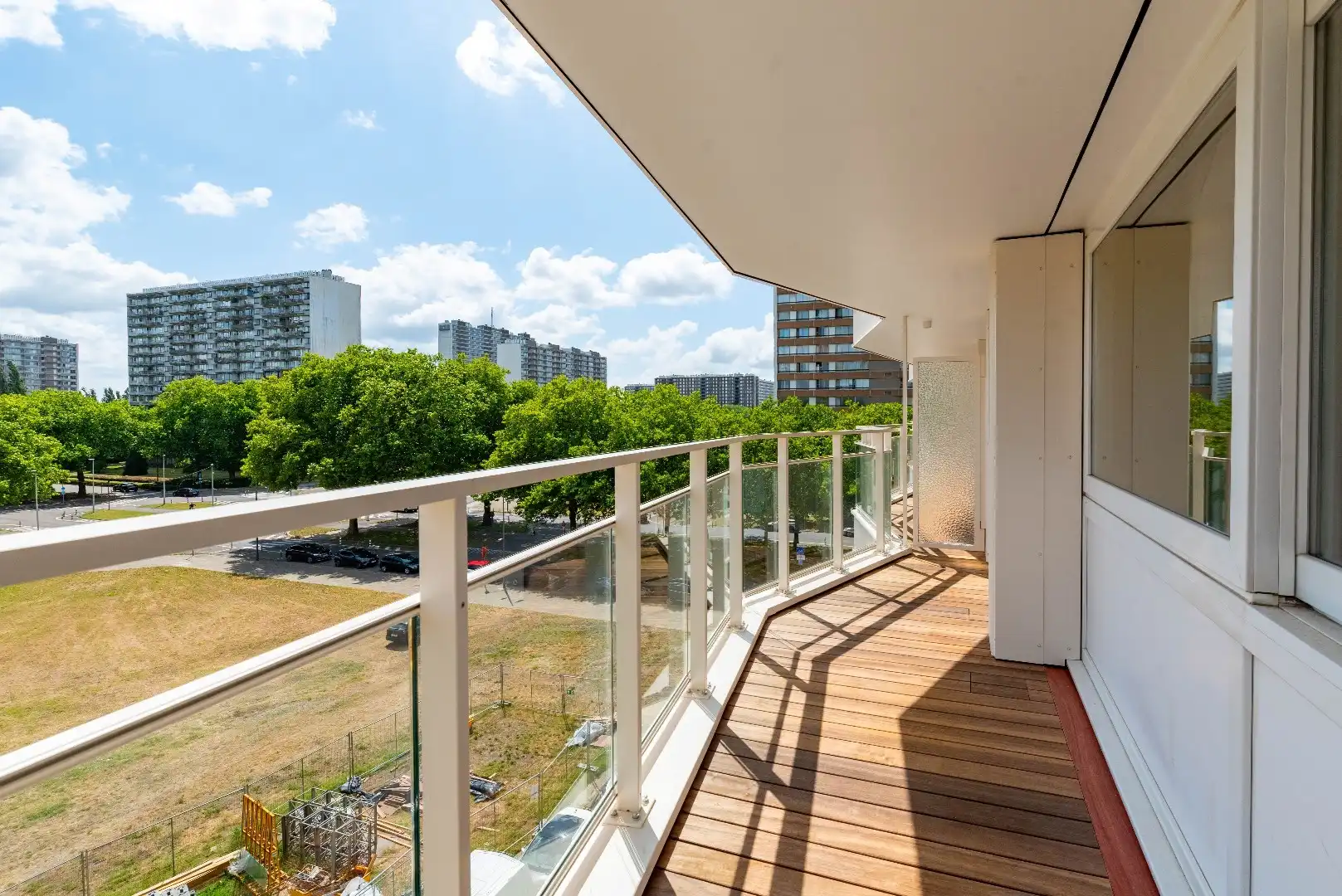 Appartement op de 4de verdieping met knap uitzicht foto 3