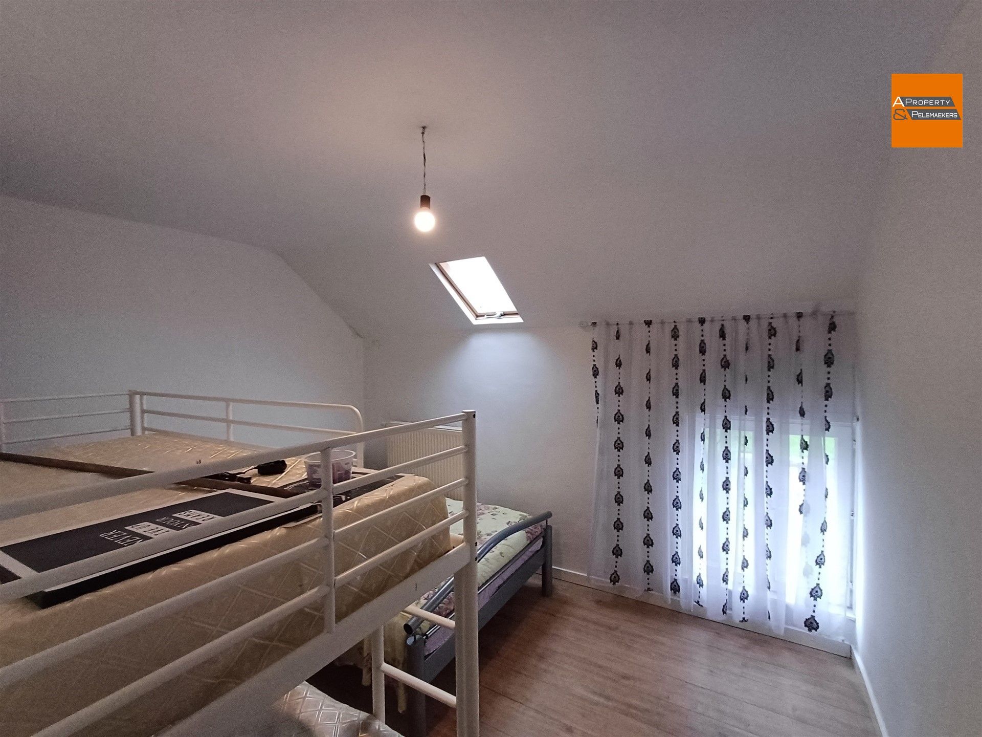 Huisje met 2 slaapkamers en mooie tuin centrum Zaventem foto 15