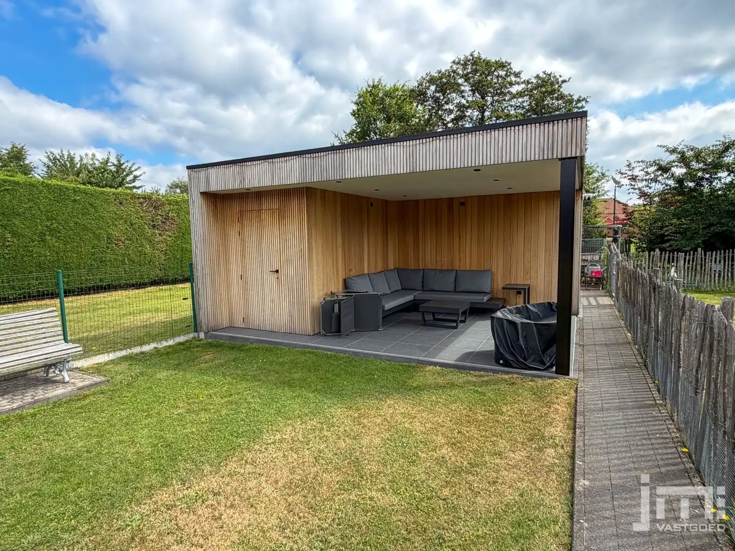 Energiezuinige woning op een ruim perceel foto 23