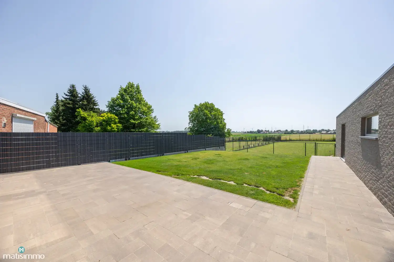 GROTENDEELS GERENOVEERDE EN ENERGIEZUINIGE GEZINSWONING MET ZUIDGERICHTE TUIN VAN 832M² EN GARAGE VAN 73 M² foto 31