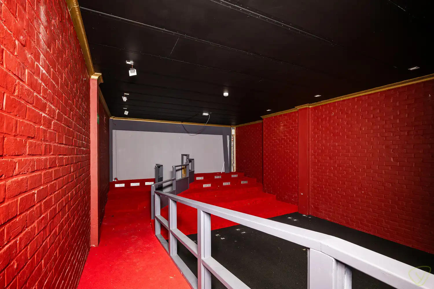 Vastgoedbelegging op een centrale en uitgelezen commerciële locatie! foto 20