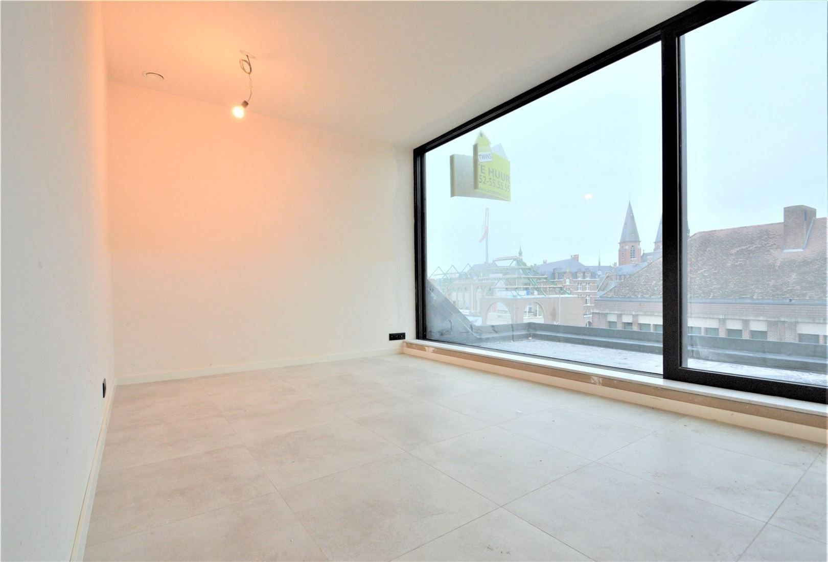 Uitzonderlijk nieuwbouw duplex appartement in hartje centrum Dendermonde foto 12