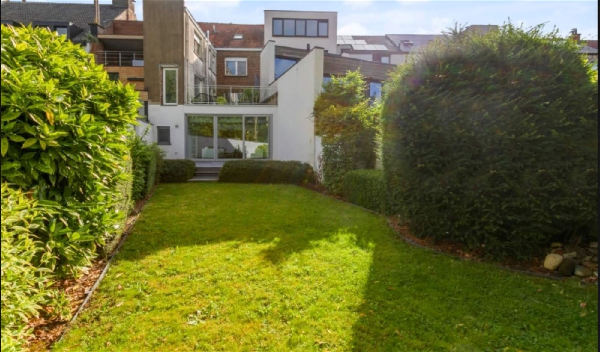 Prachtig gelijkvloers appartement met twee slaapkamers en tuin foto 20