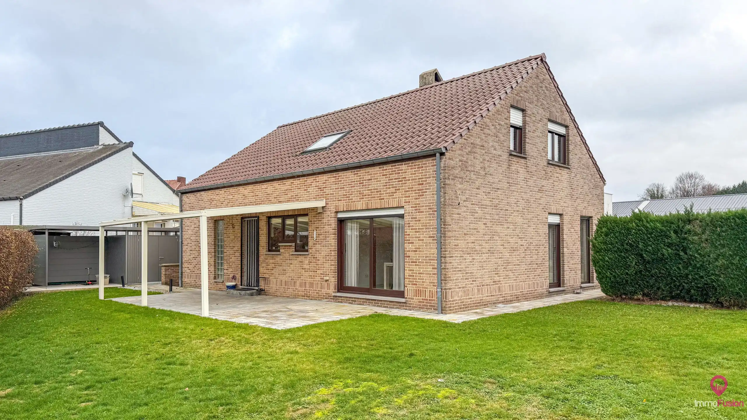 Instapklare woning met 4 slpks, inpandige garage + kelder!  foto 48