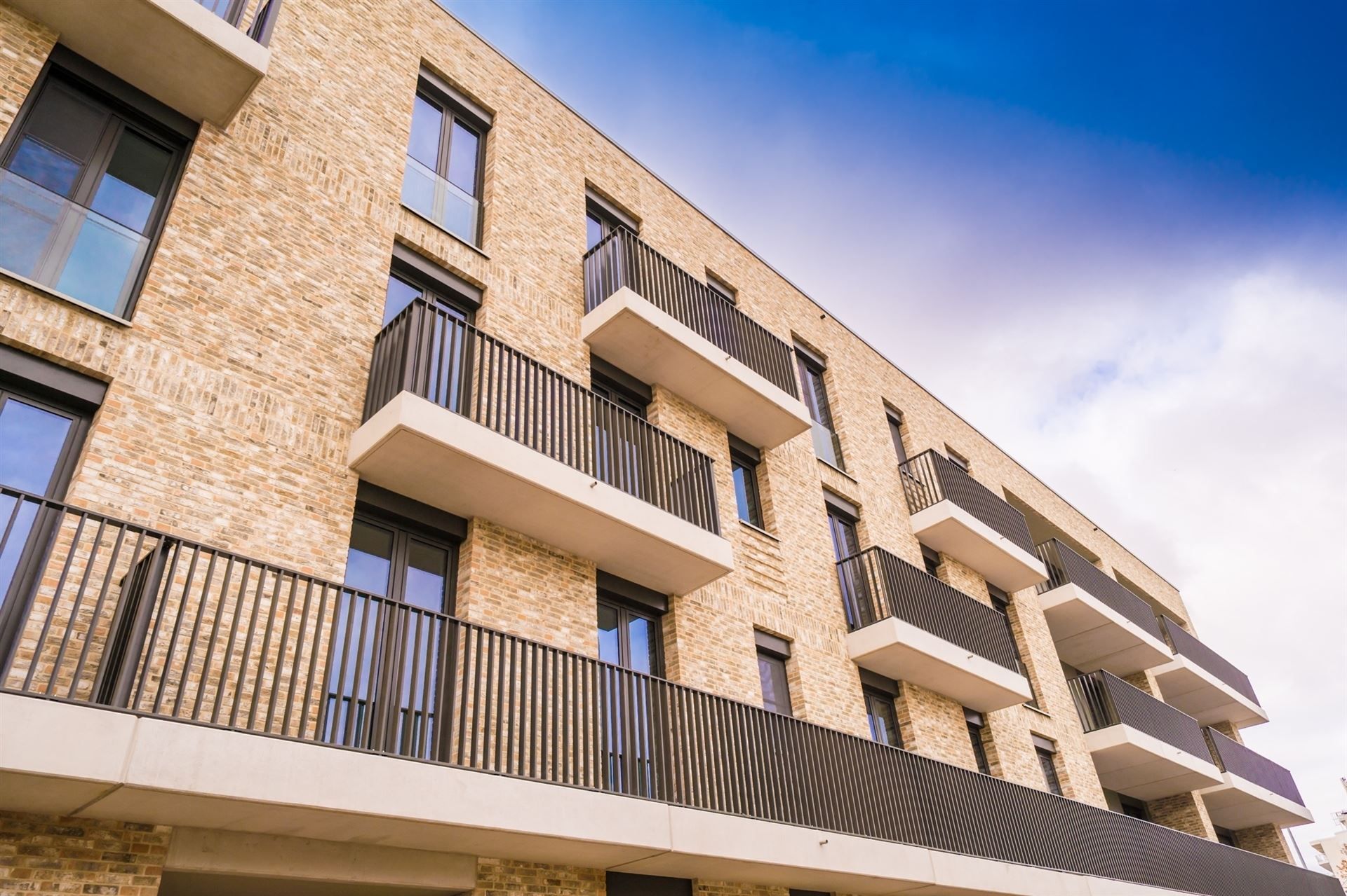 Stijlvol nieuwbouwappartement te huur vlak bij het centrum van Mechelen foto {{pictureIndex}}