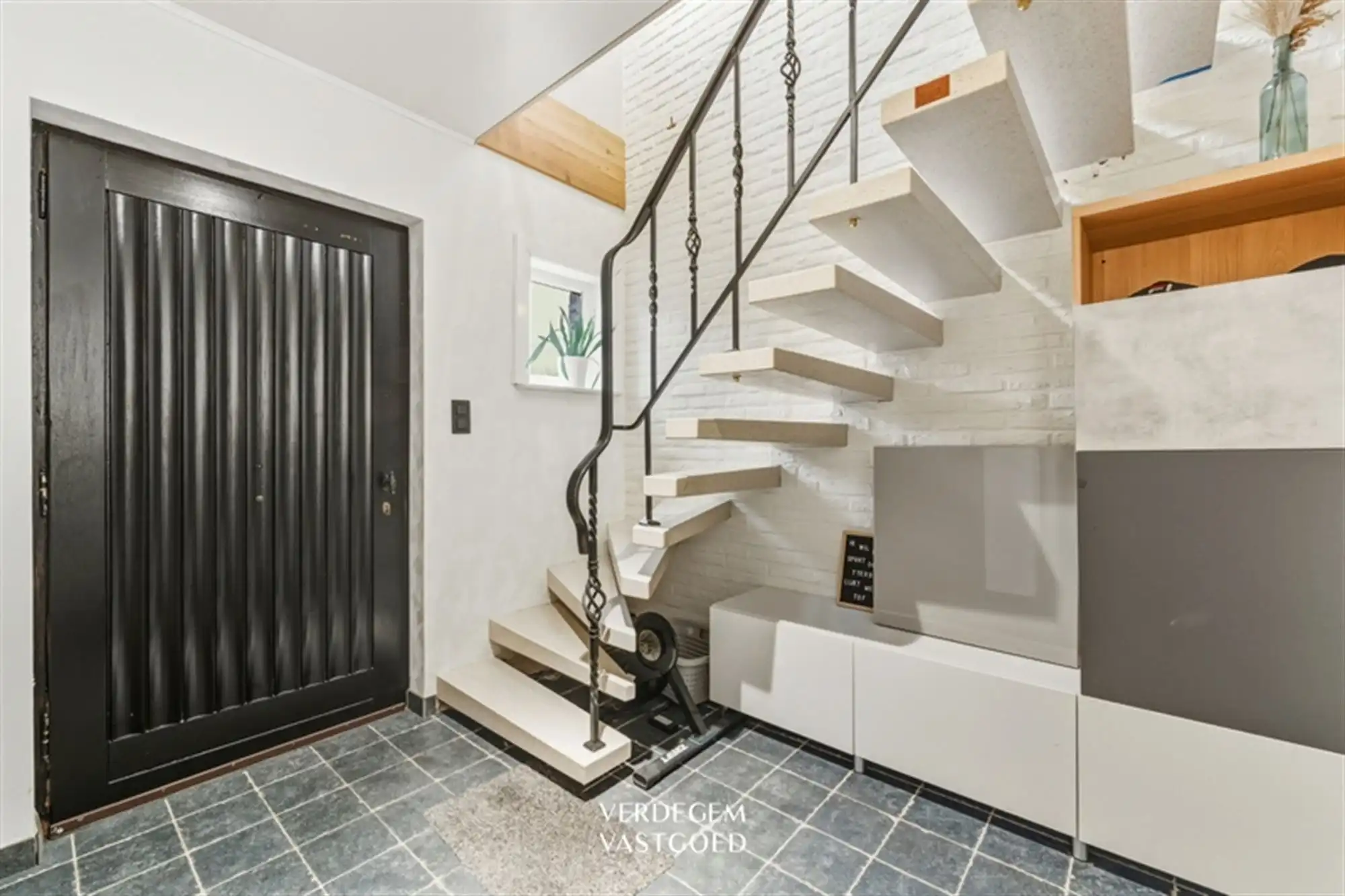 Ultra-gezellige woning met 3 slaapkamers, tuin, garage en atelier foto 11