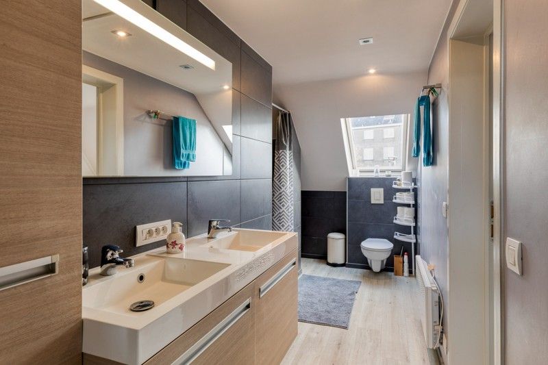 Commercieel pand met woonst en feestzaal op zichtbare locatie te Tielt 🏠 foto 17