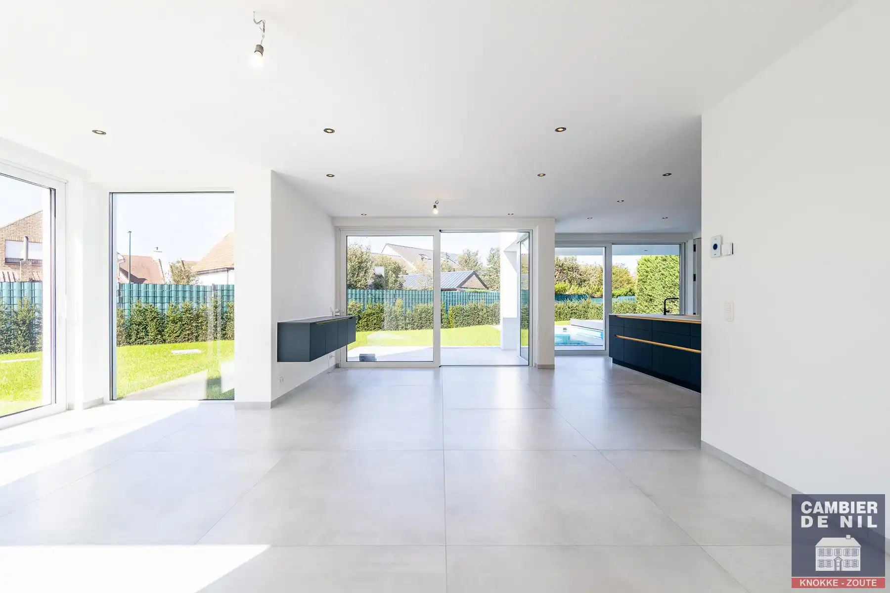 Prachtige ongemeubelde nieuwbouwwoning nabij het centrum van Knokke, gelegen in het rustige Izabellapolder. foto 9