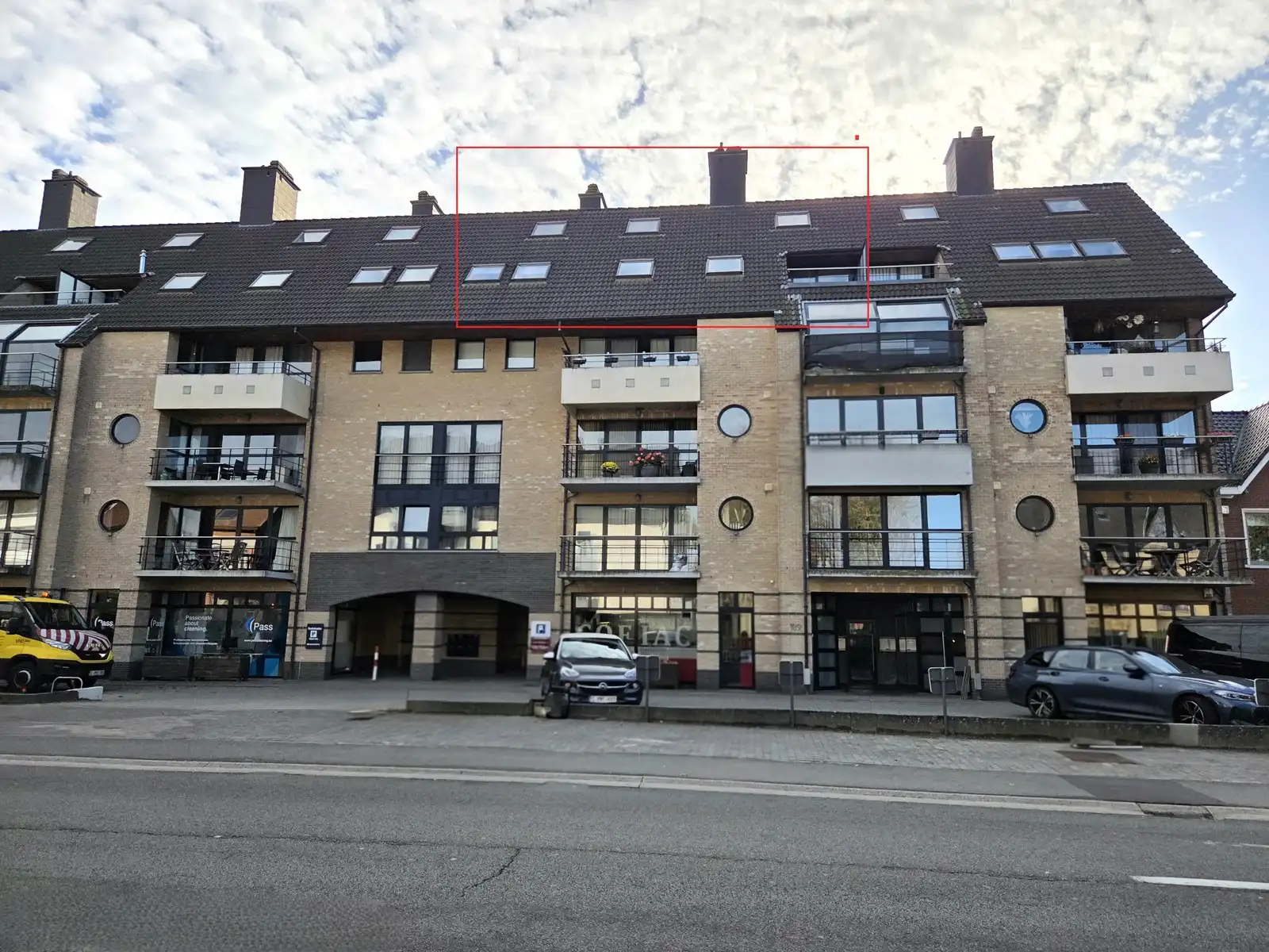 WSB-Immo: Exclusief Penthouse in het centrum van Ninove! foto {{pictureIndex}}