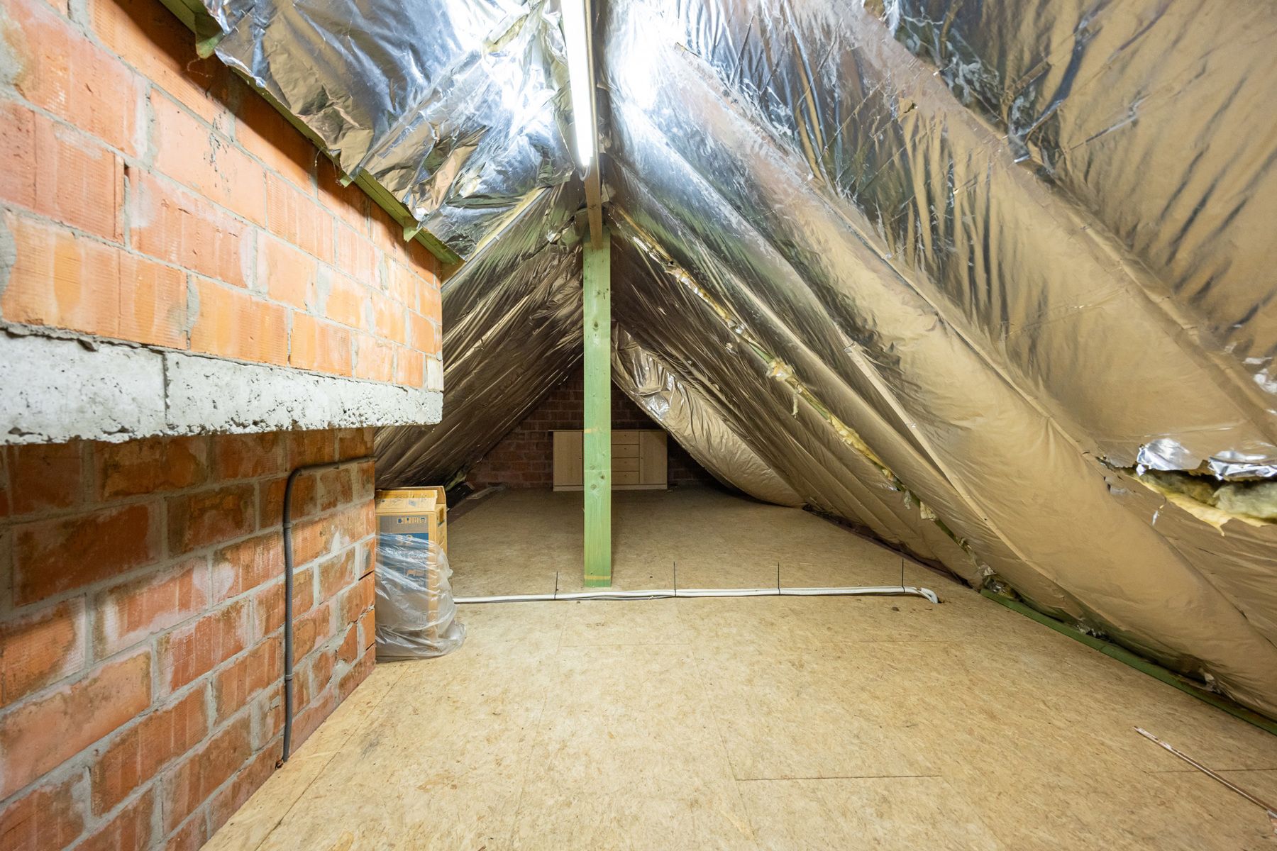 Dakappartement met lift, ruim terras, zolder en ruime garage. foto 11