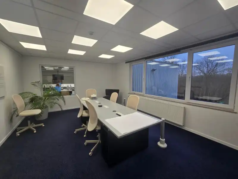 bedrijfsgebouw te huur foto 6