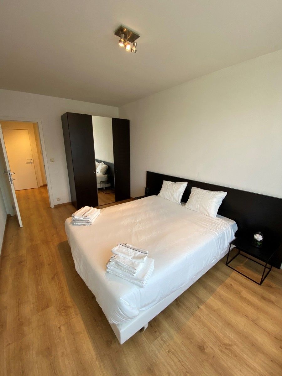 Prachtig gemeubeld appartement 2 kamers met terras.  foto 13