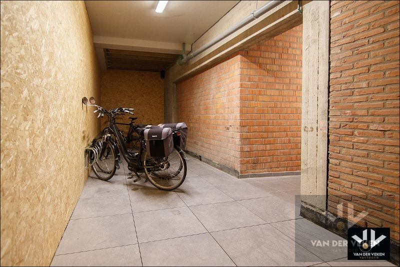 VERHUURD HANDELSPAND IN HARTJE HASSELT foto 12