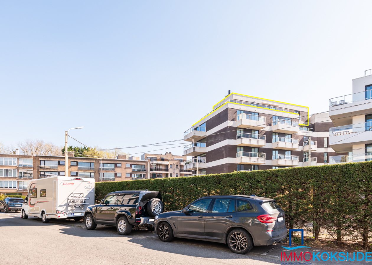 Prachtig penthouse met 2 slaapkamers en ruim terras vlakbij de Esplanade foto 2