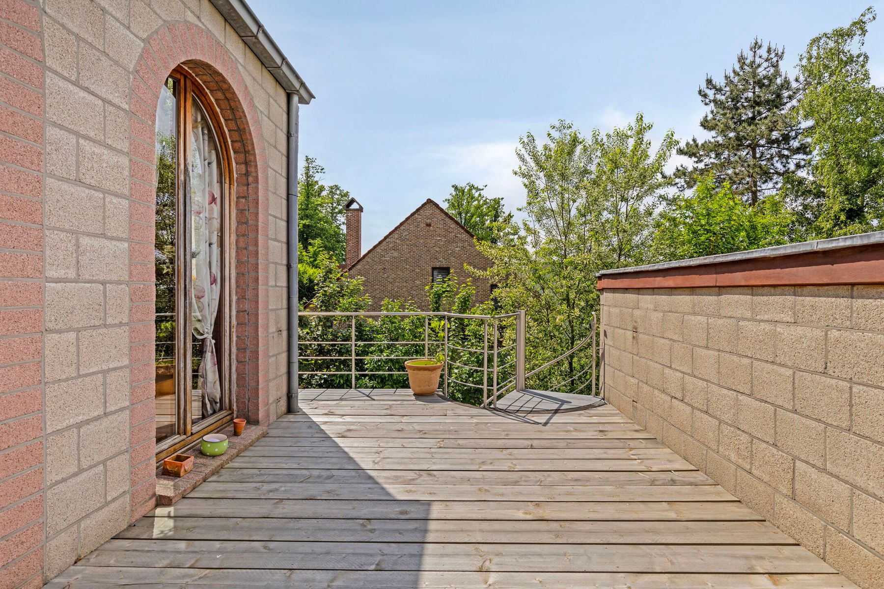 Unieke villa op toplocatie foto 25
