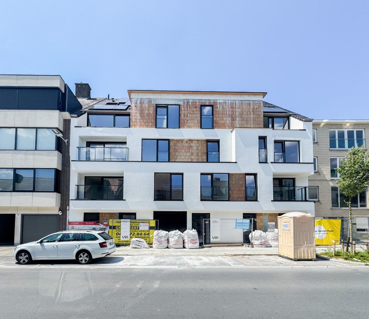Prachtig nieuwbouwappartement met 2 slaapkamers en terras foto 2