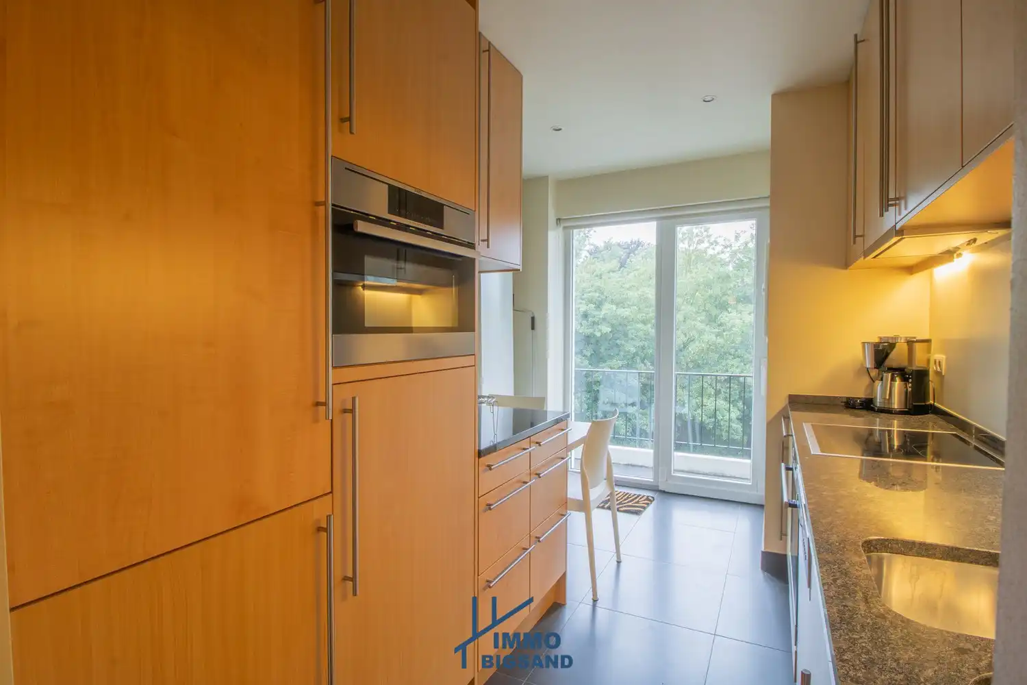 Exclusief wonen op toplocatie aan de Groeningelaan in Kortrijk foto 5