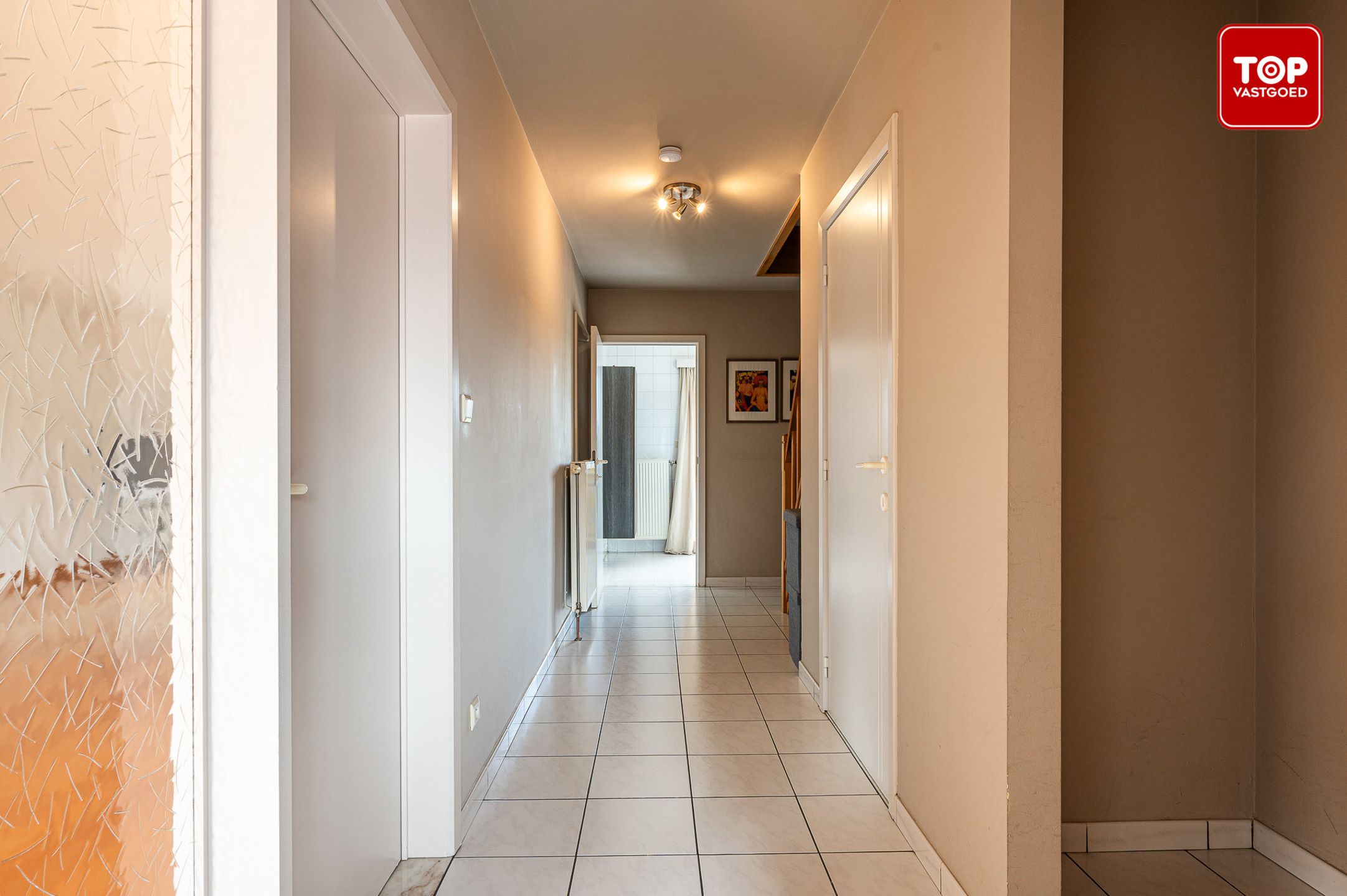 Energiezuinig duplex appartement met 2 slaapkamers, groot terras en garage.  foto 3
