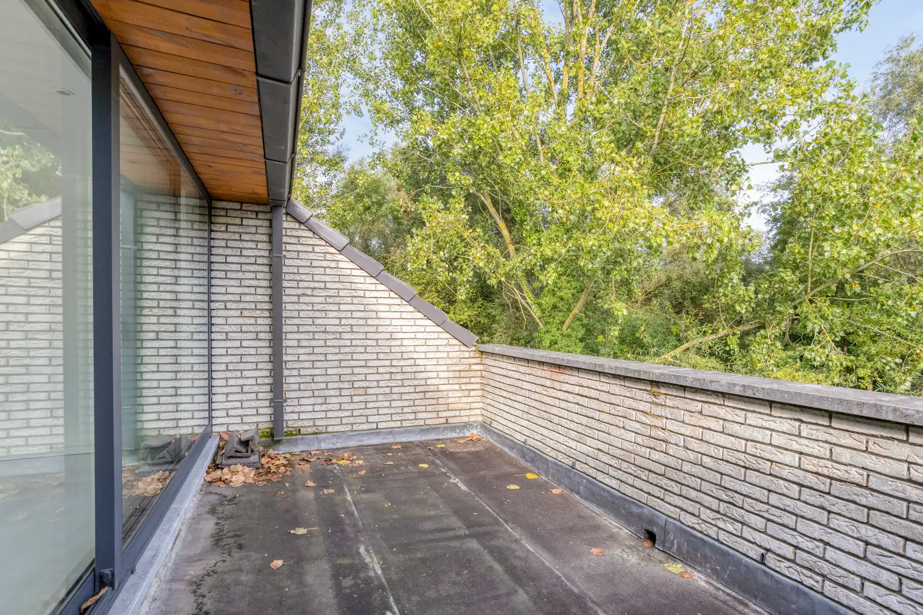 Lichtrijke driegevelwoning met 250 m² woonruimte foto 14