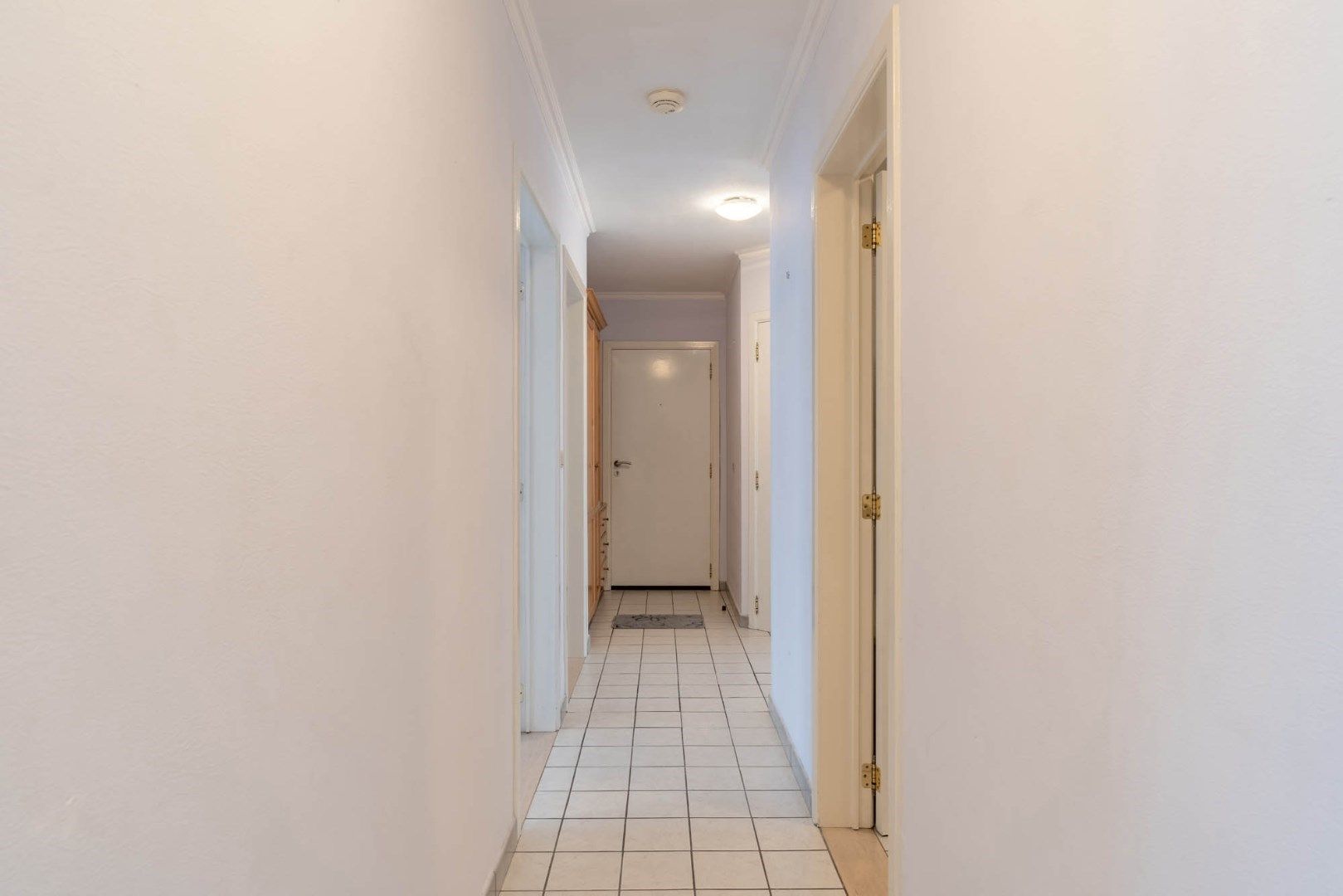 IN OPTIE - Zeer ruim en netjes verzorgd drie-slaapkamer appartement met kelder en garage te Schoonbeek - instapklaar ! foto 21