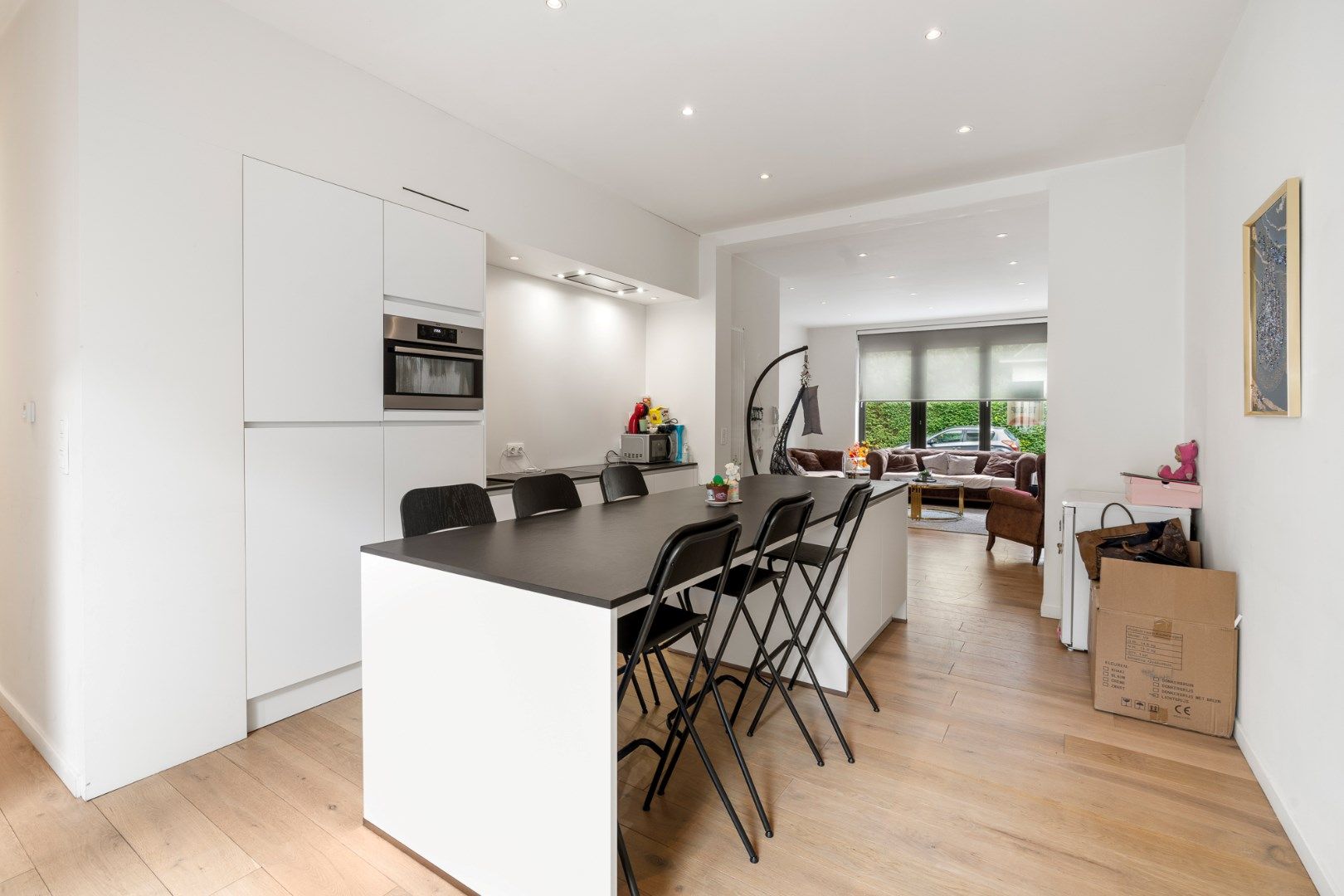 SCHITTEREND GLVL APPARTEMENT MET ZONNIG TERRAS VLAKBIJ CENTRUM foto 4