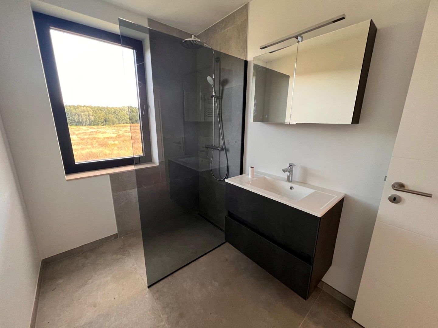 Prachtige gekoppelde villa foto 21