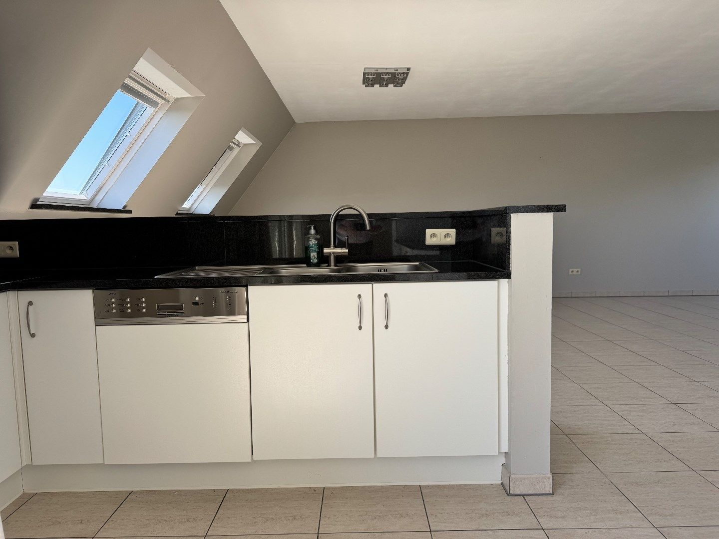 Appartement met 3 slaapkamers en garage te Houthulst  foto 11
