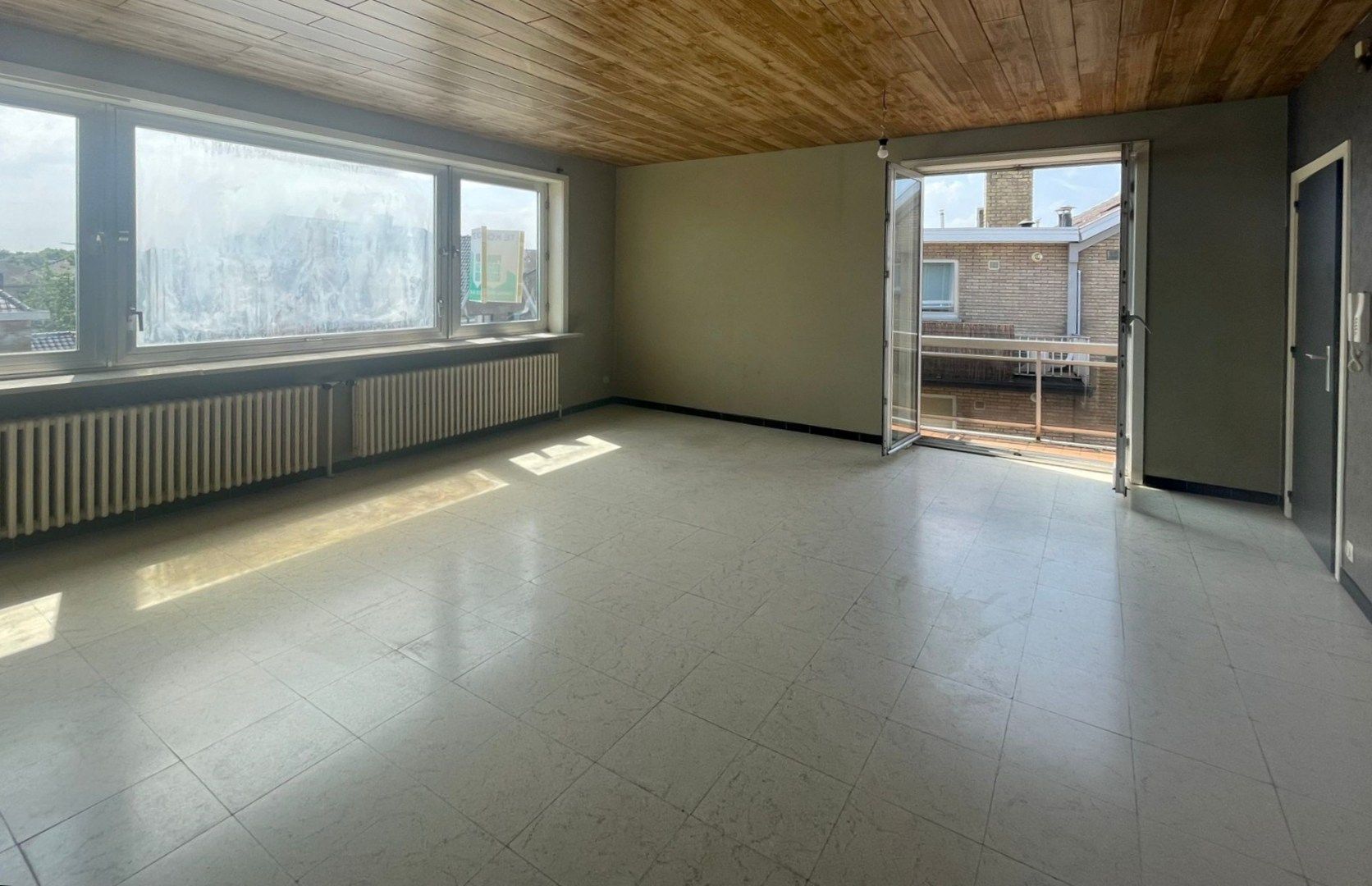 Koopje: rustig gelegen appartement incl. garage! foto 4