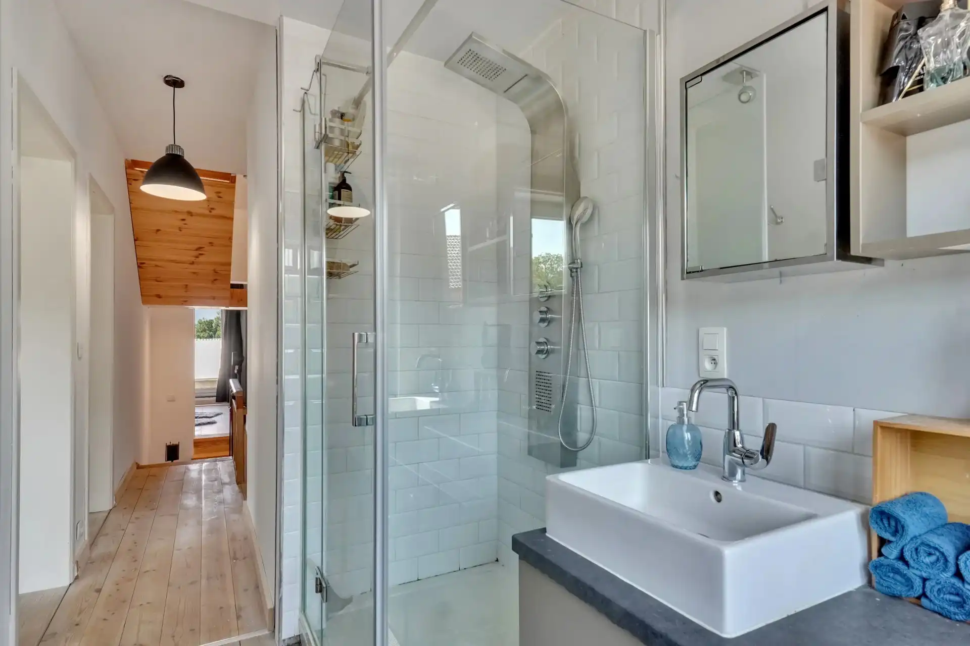 Instapklare, ruime woning met vier slaapkamers foto 15