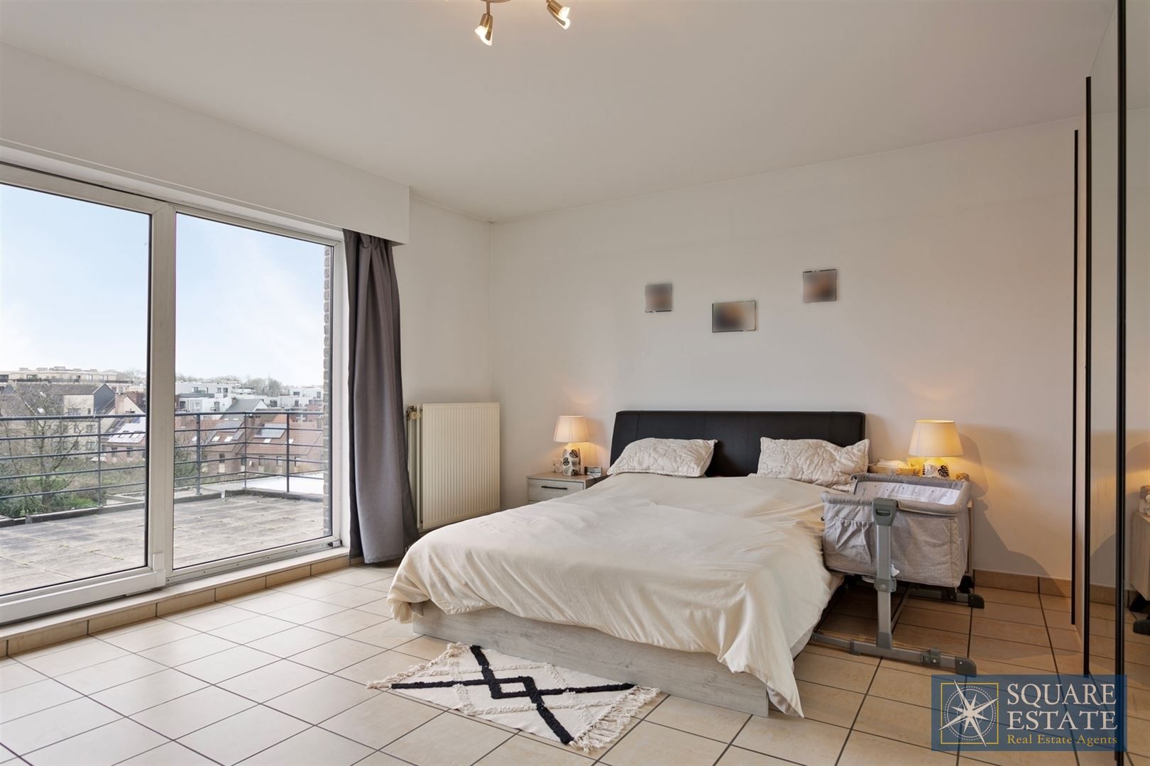 Penthouse appartement met twee slaapkamers en groot terras foto 8