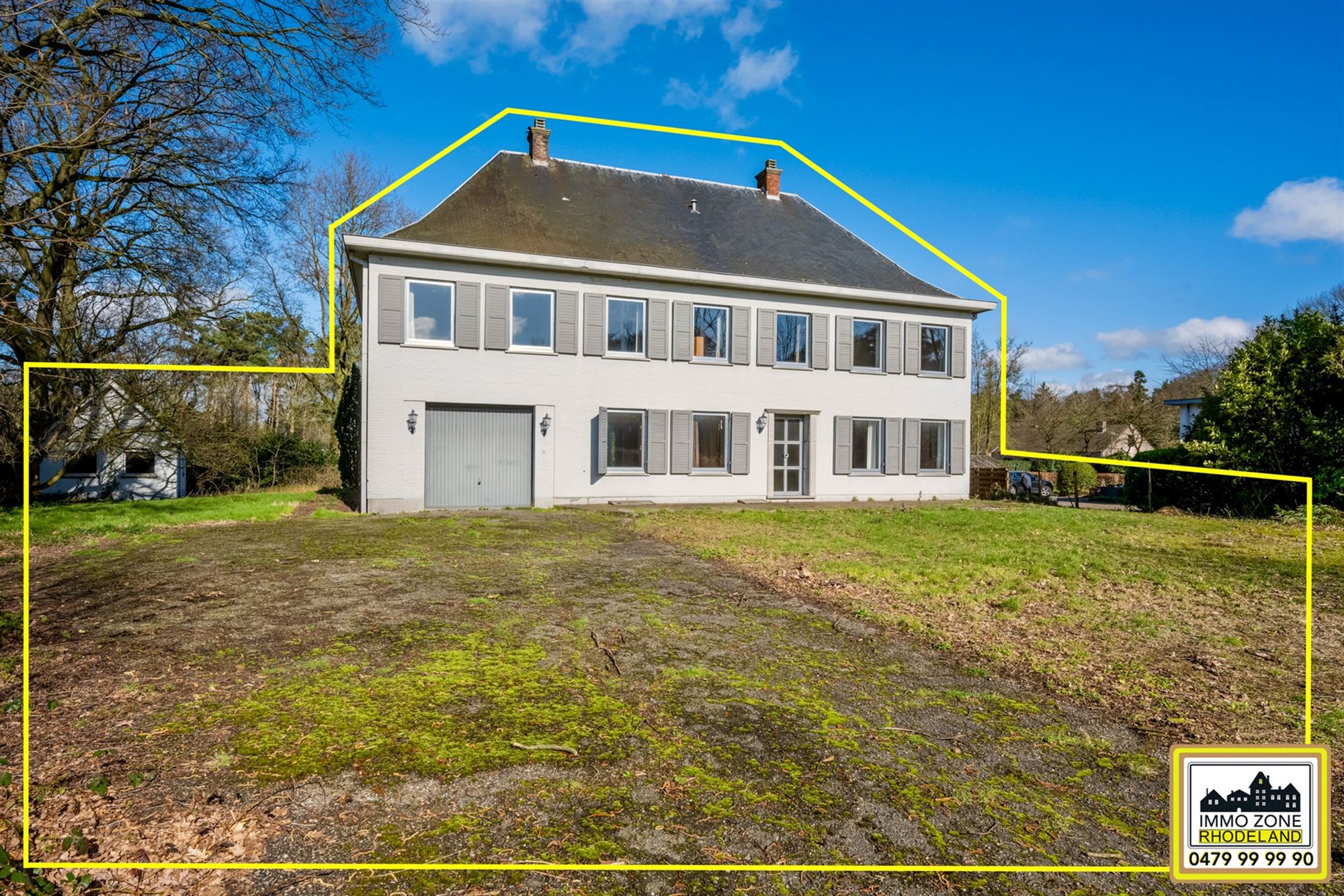 Imposante te renoveren notaris woning op groot perceel foto 1