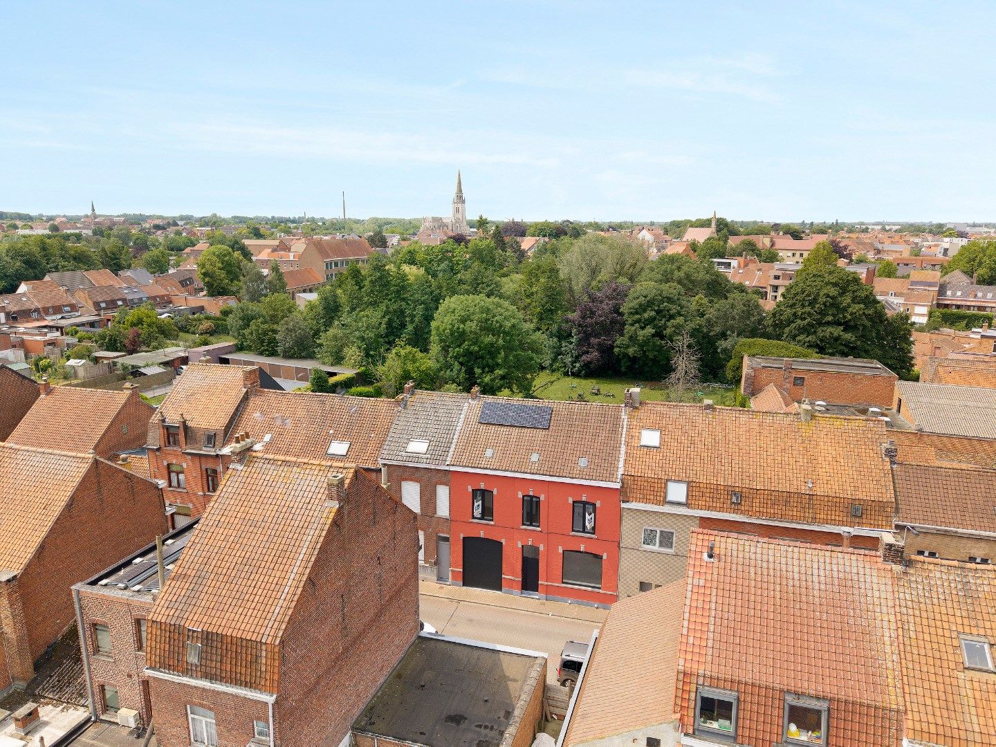 ENERGETISCHE HOOGSTAANDE GERENOVEERDE WONING MET VERWAMRD ZWEMBAD foto 28