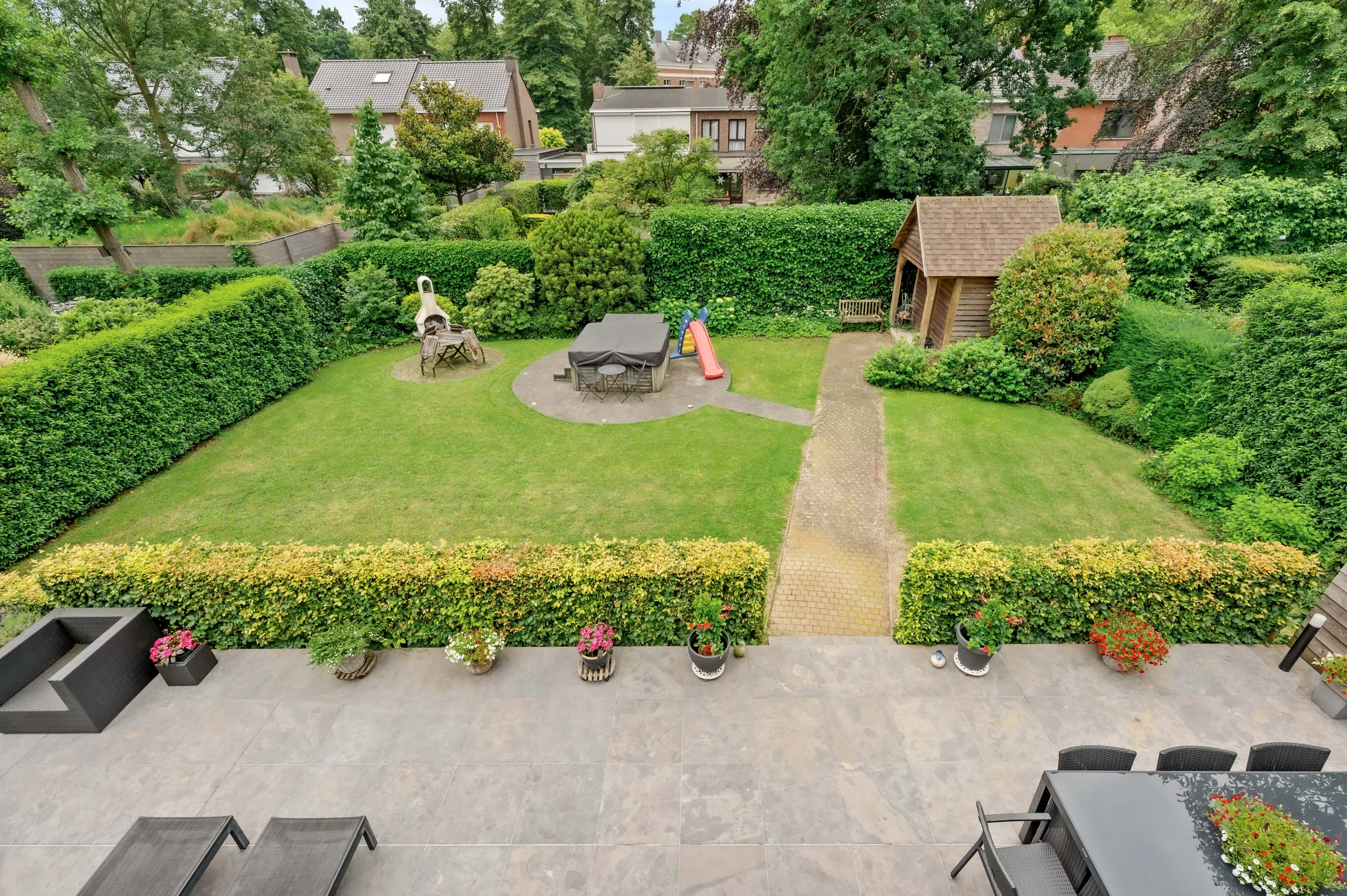 Stijlvolle split-levelvilla met veel licht en ruimte foto 30