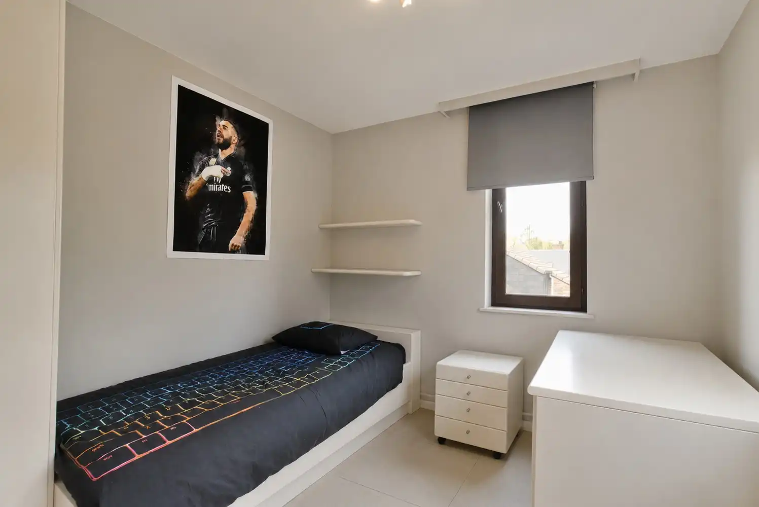 Royale gezinswoning met 4 slaapkamers op toplocatie, inclusief naastliggend perceel grond foto 18